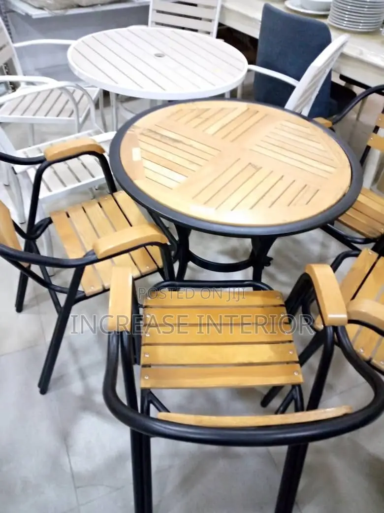Quality Imported Strong Luxury Design Restaurant Set