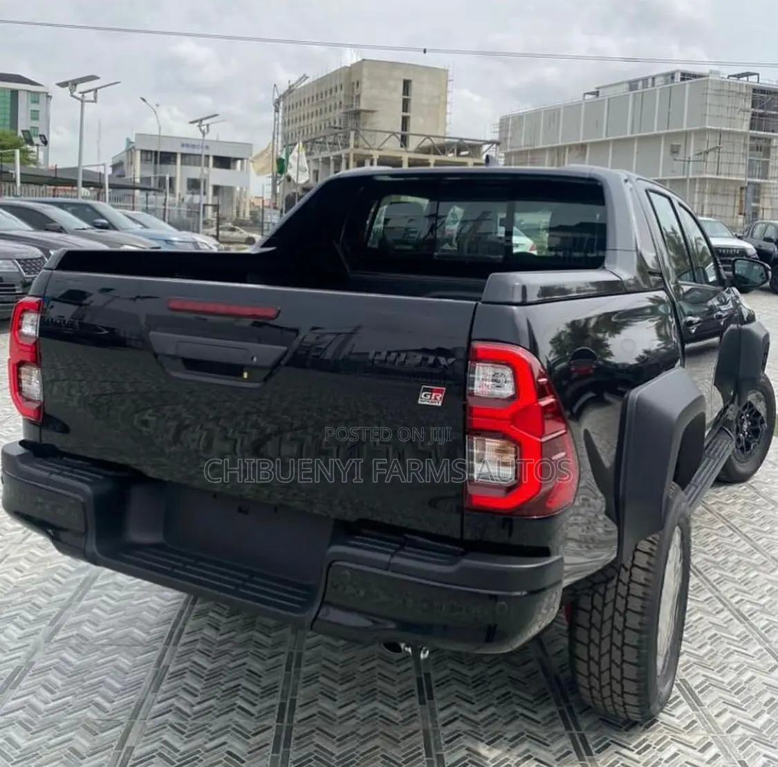 New Toyota Hilux 2024 Black