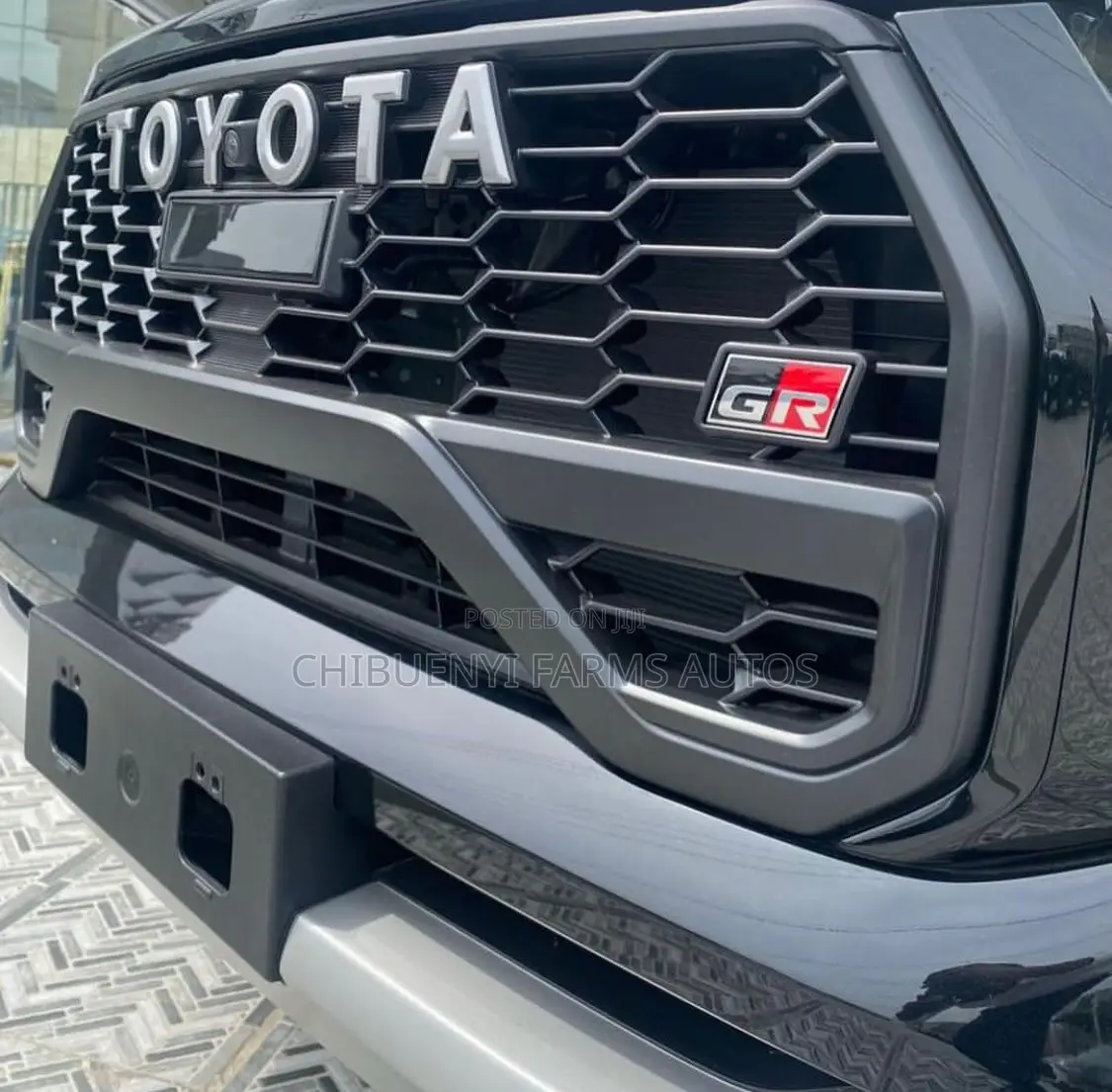 New Toyota Hilux 2024 Black