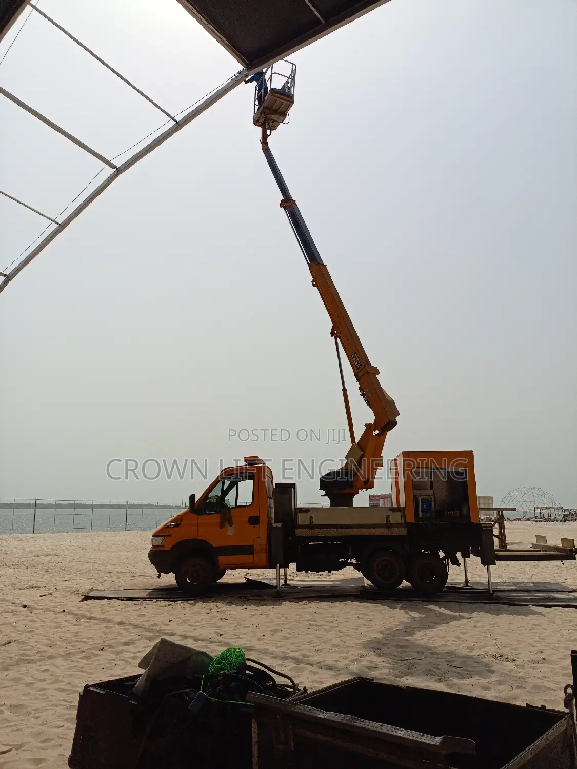 18 Meters Motorise Manlift for Sale/Hire