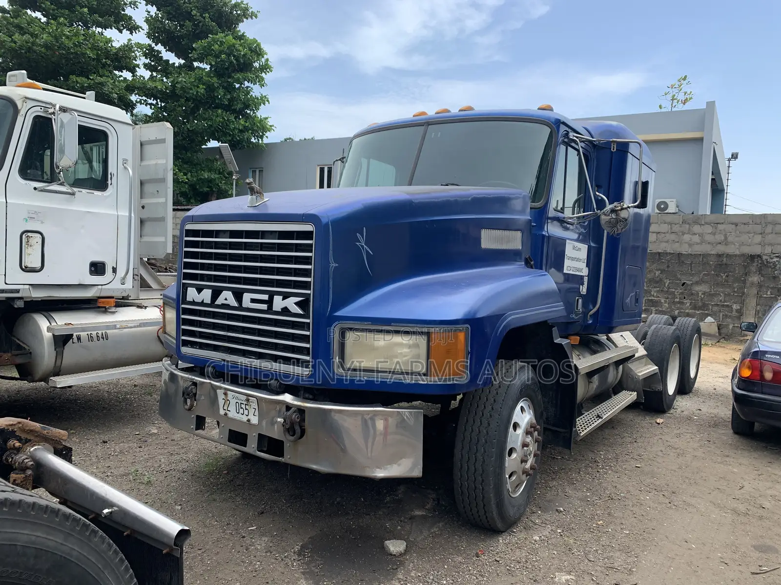 Mack CH+ Vision Tractor Head (10tyres)
