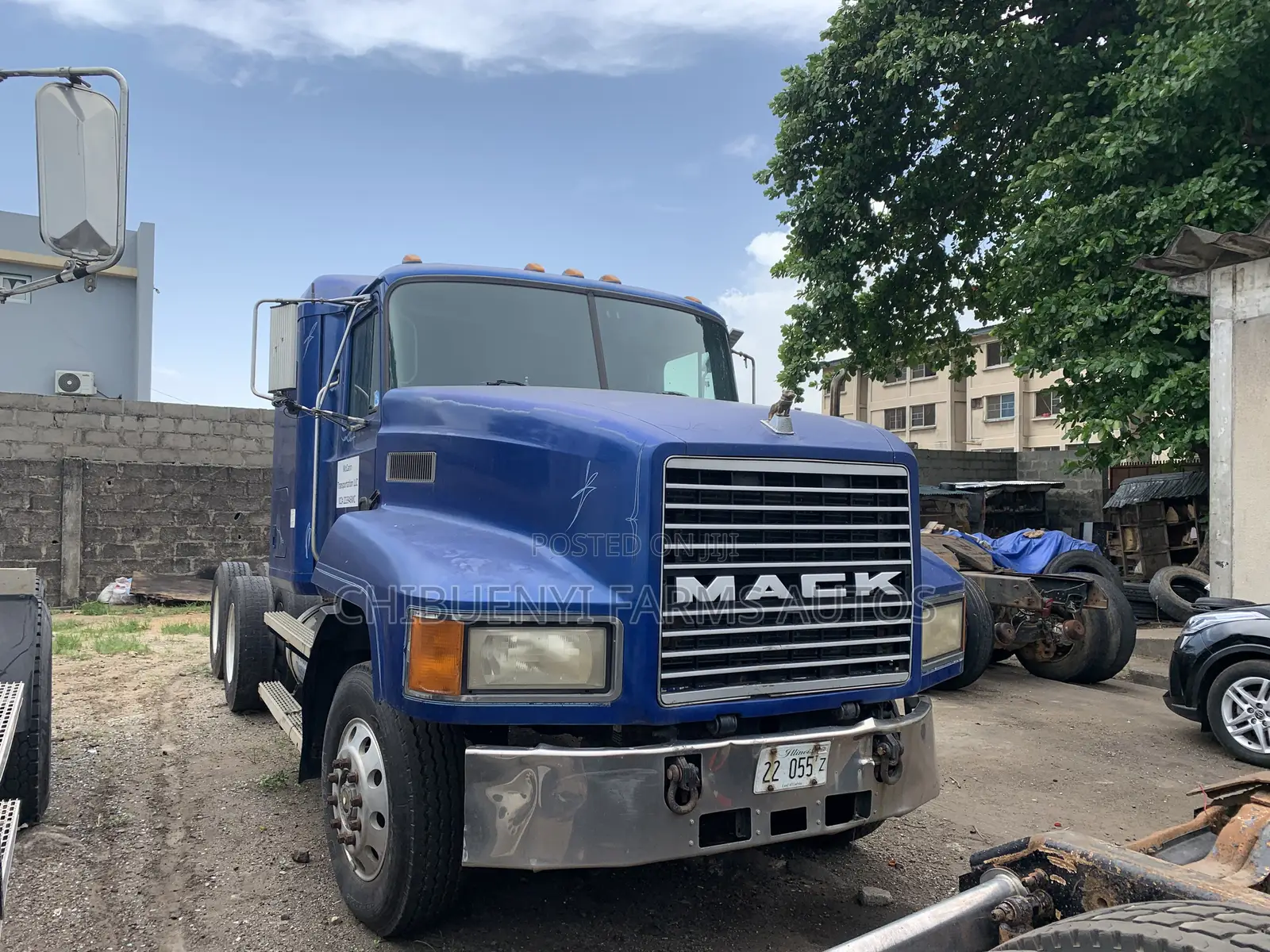 Mack CH+ Vision Tractor Head (10tyres)