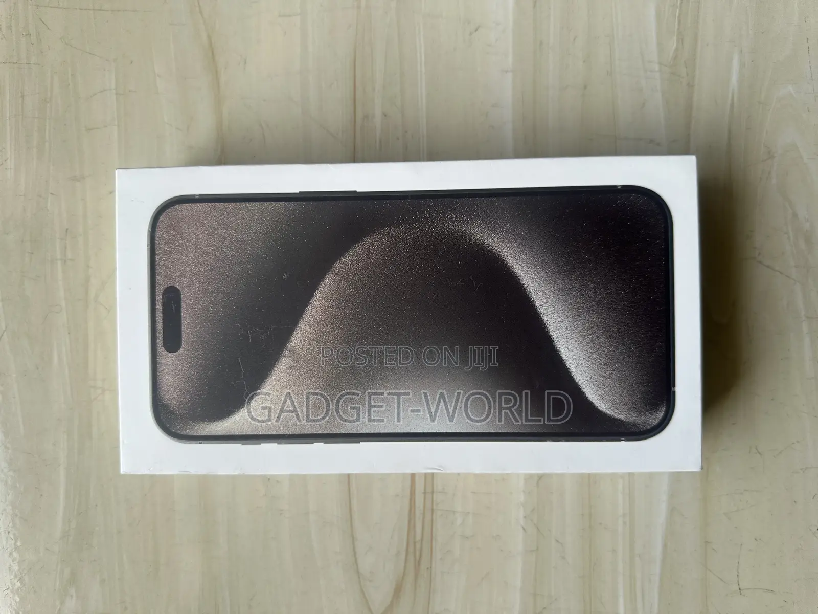 New Apple iPhone 15 Pro Max 1 TB Gold