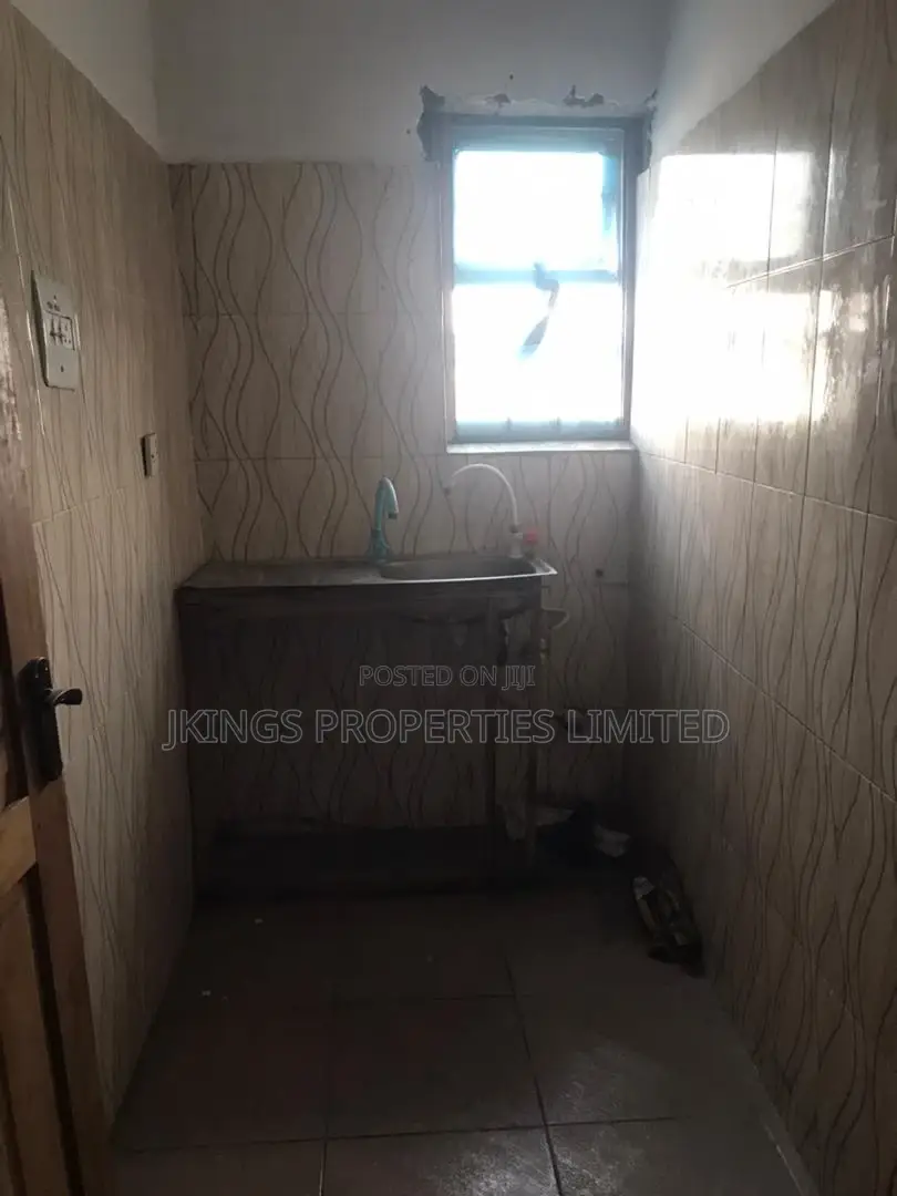 Mini Flat in Mushin for rent