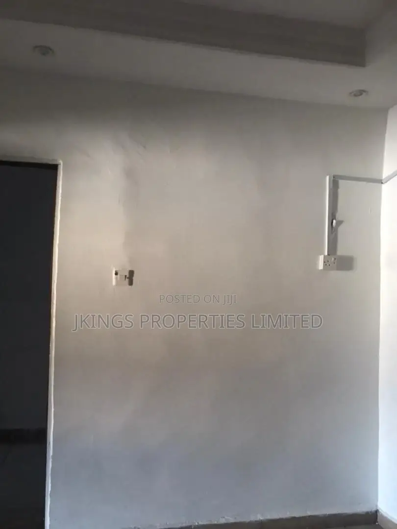 Mini Flat in Mushin for rent