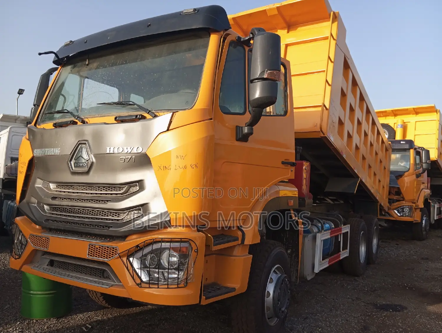 Foreign Used Sinotruck Howo Truck 20016 Yellow