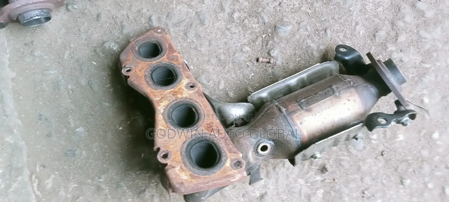 Catalyst Converter Toyota Camry 012 Venza 4 Plug