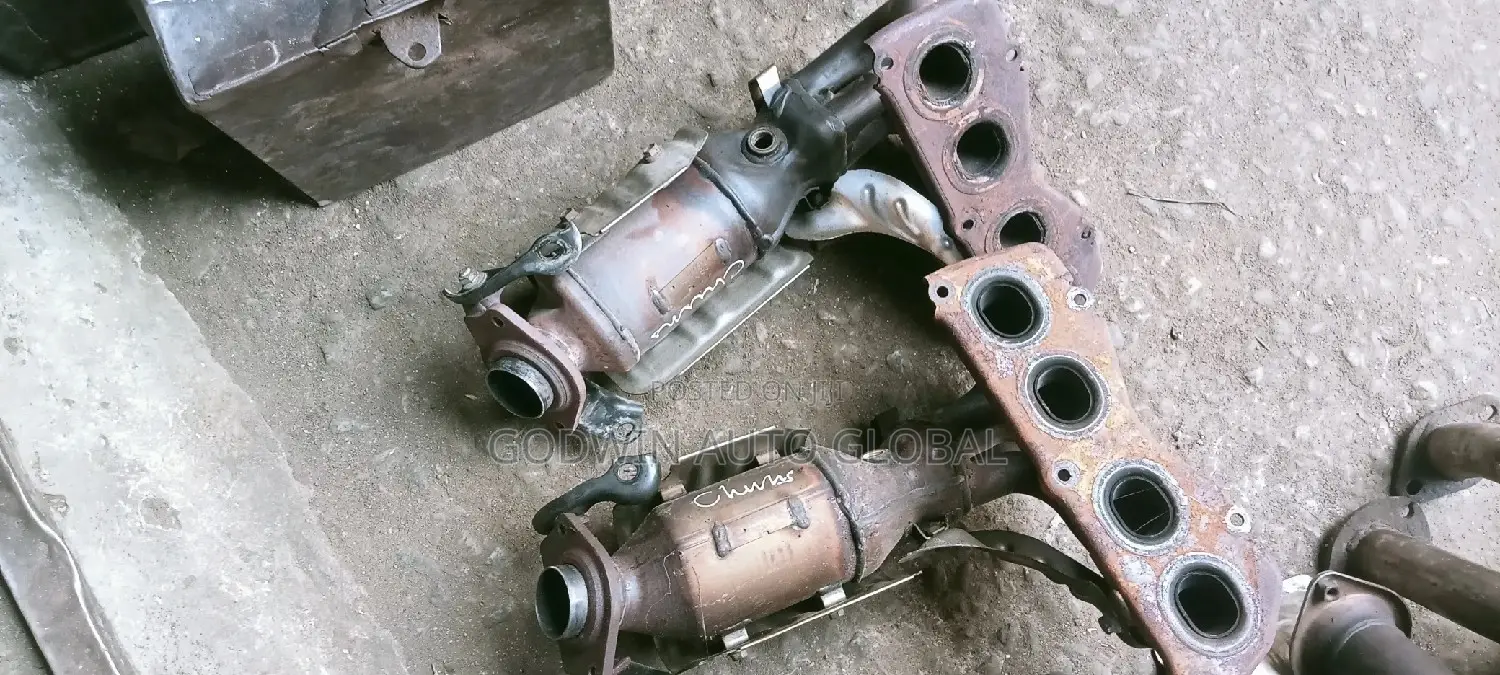 Catalyst Converter Toyota Camry 012 Venza 4 Plug