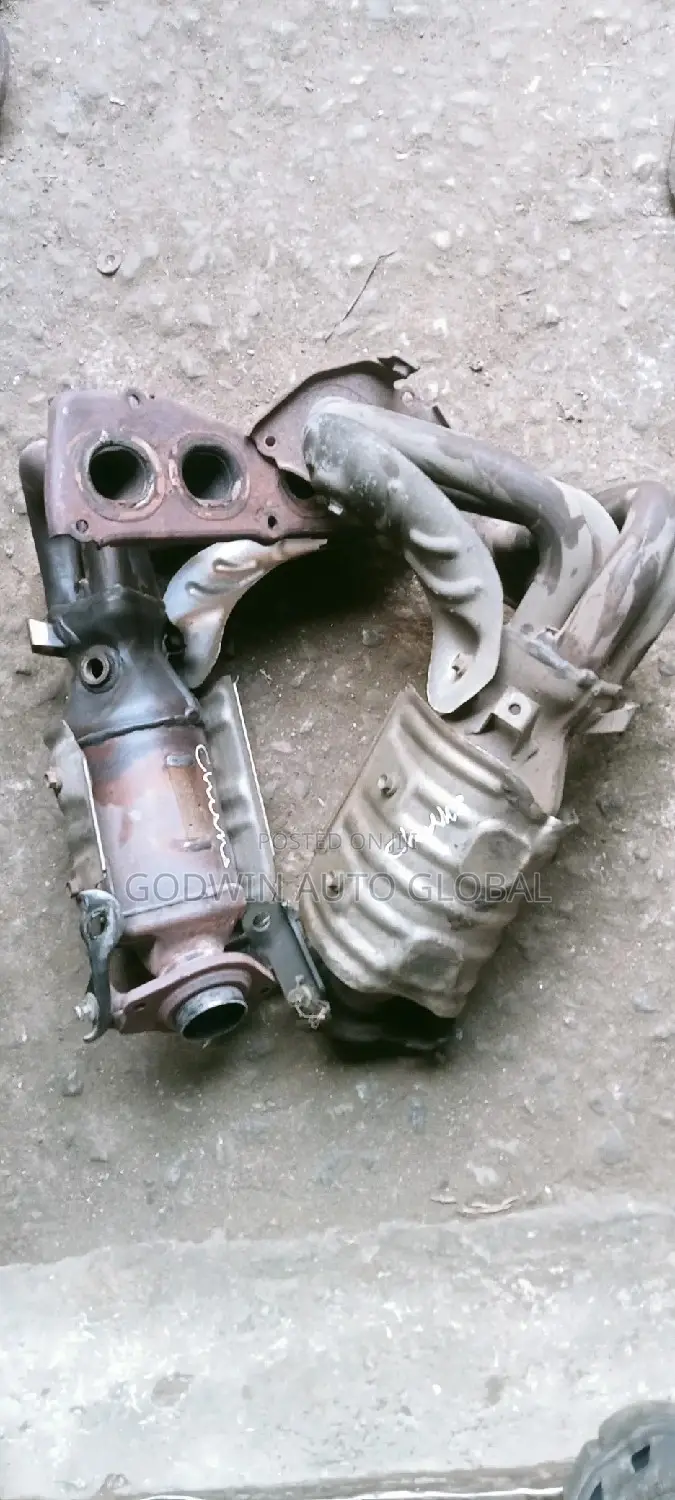 Catalyst Converter Toyota Camry 012 Venza 4 Plug
