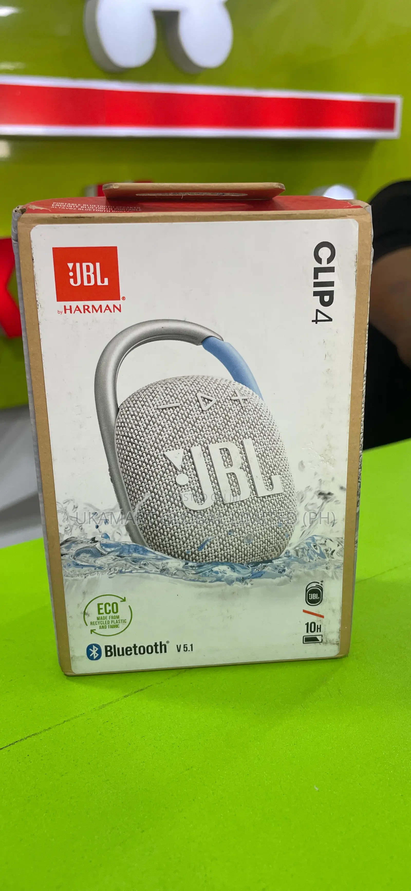 JBL Clip 4