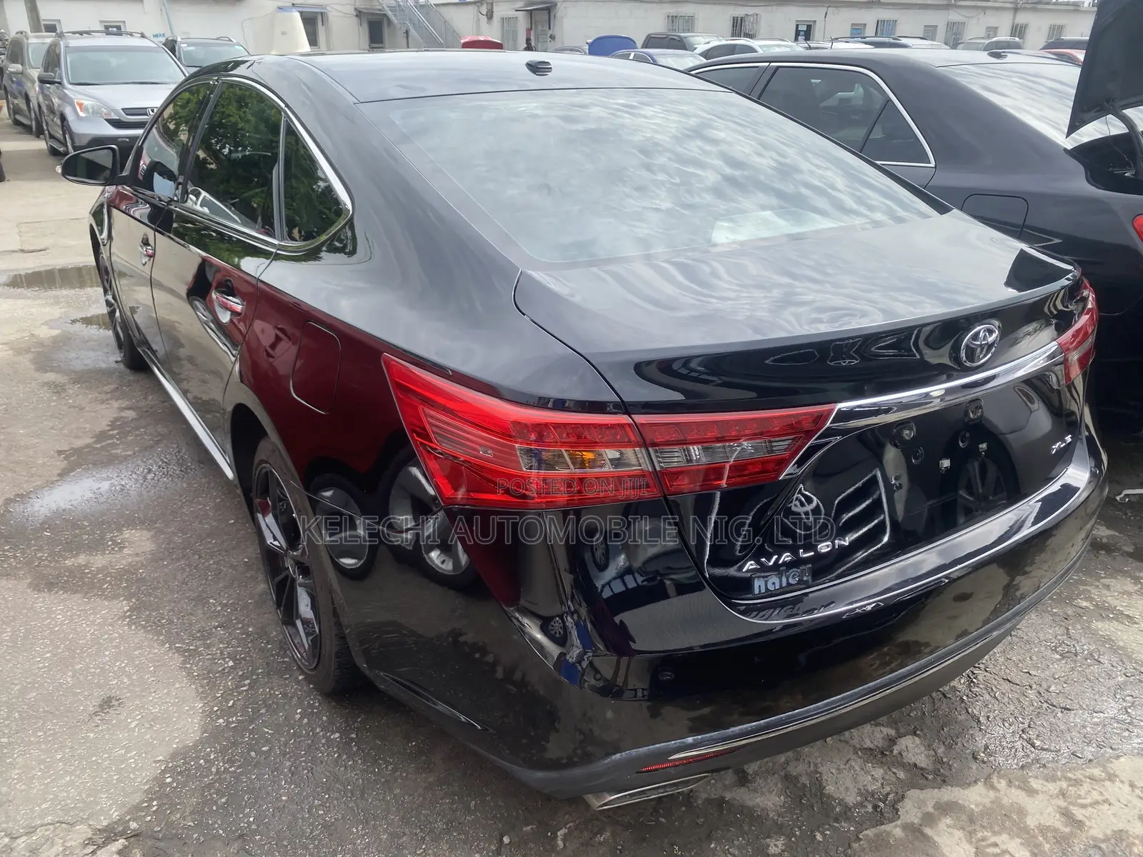Toyota Avalon 2016 Black