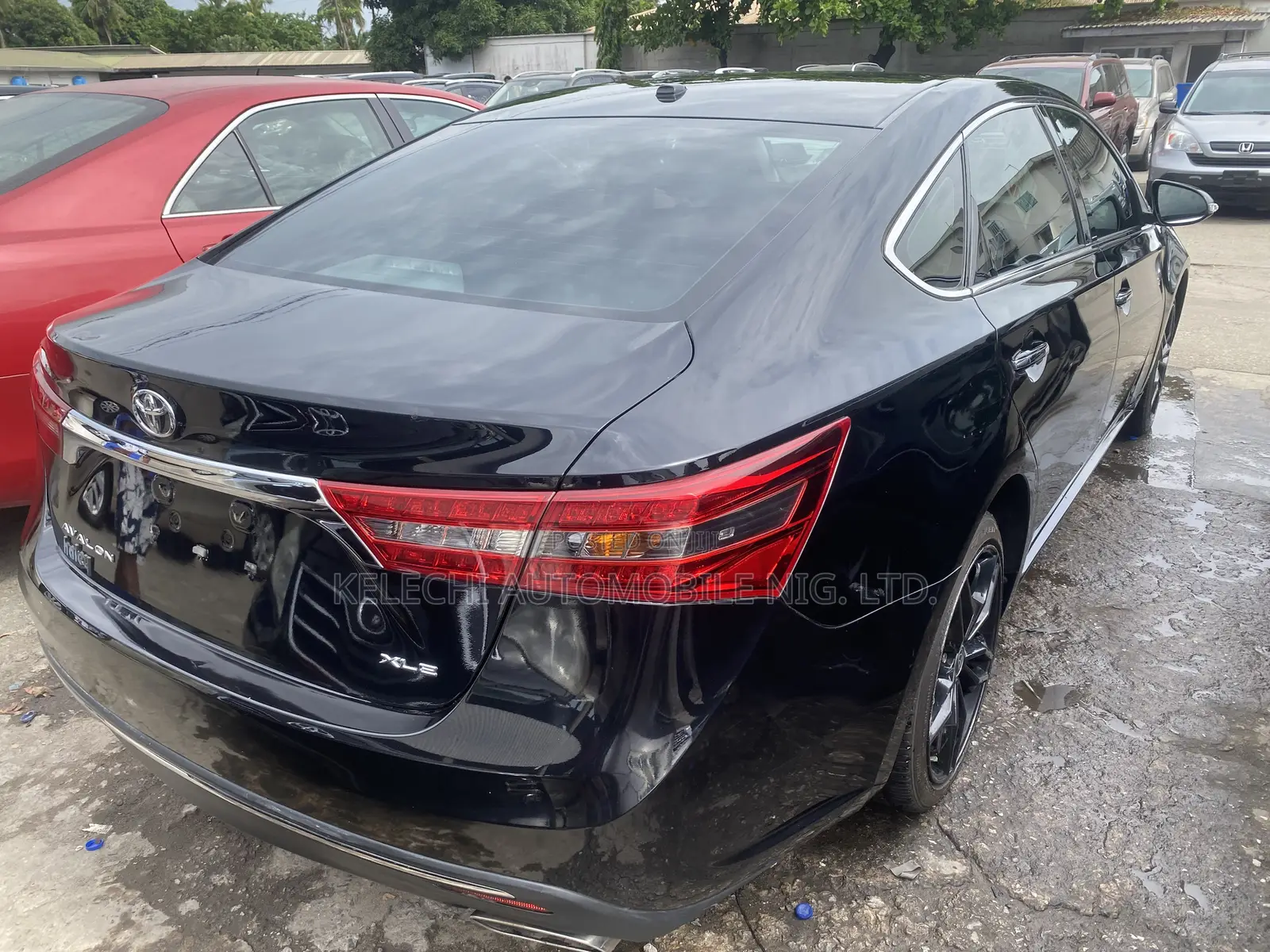 Toyota Avalon 2016 Black