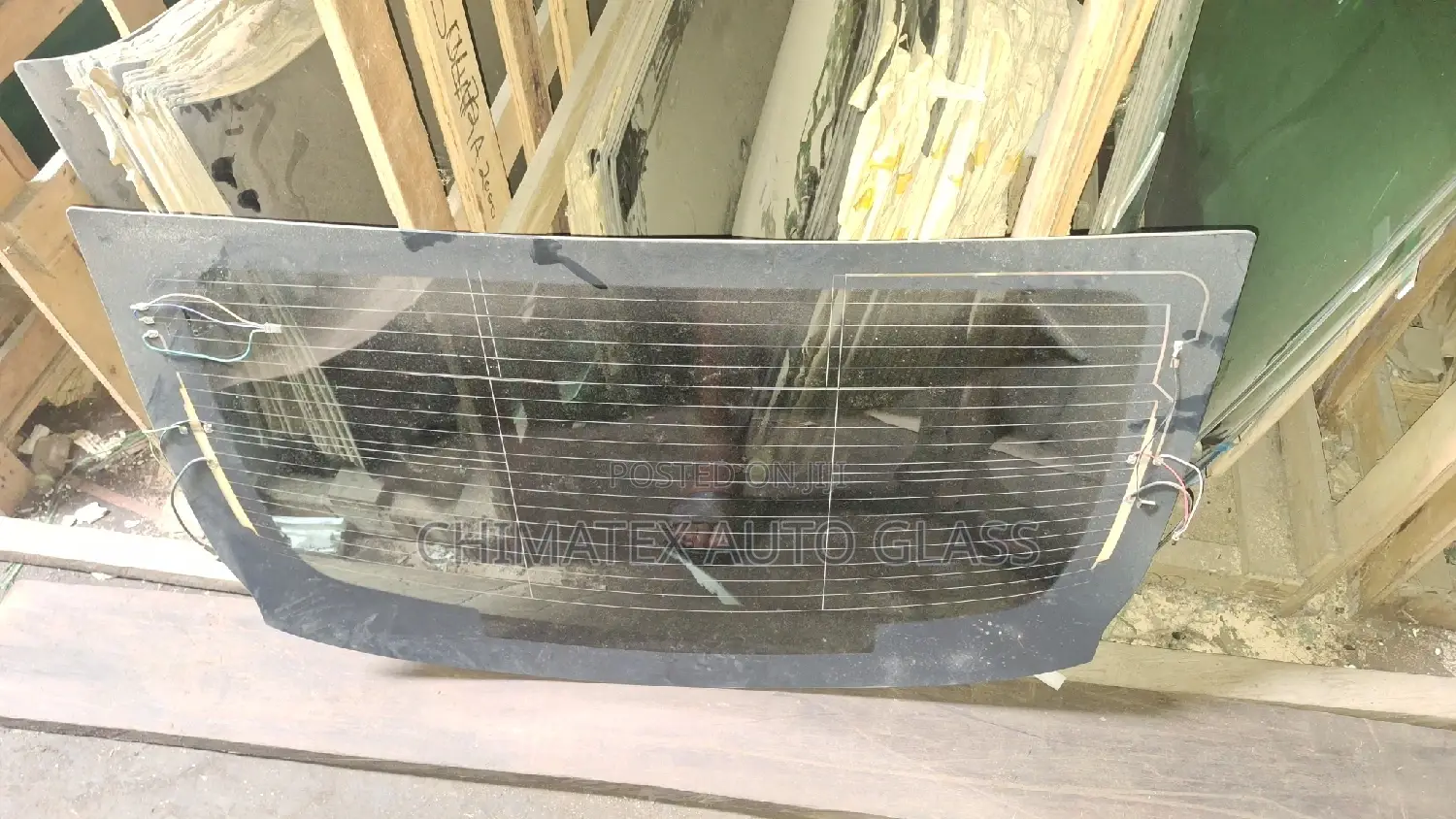 Rear Glasd for E300 Coupe 2019 Available