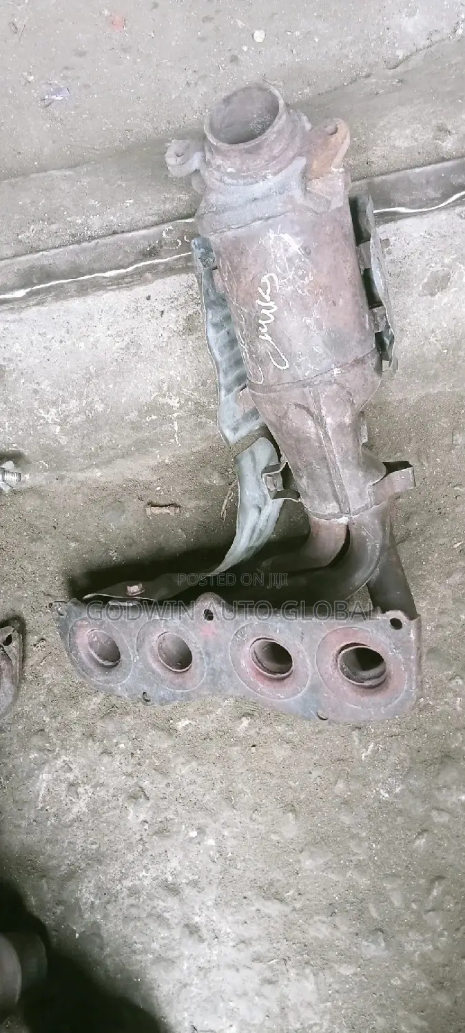 Direct Engine Catalyst Toyota RAV4 2008 Model