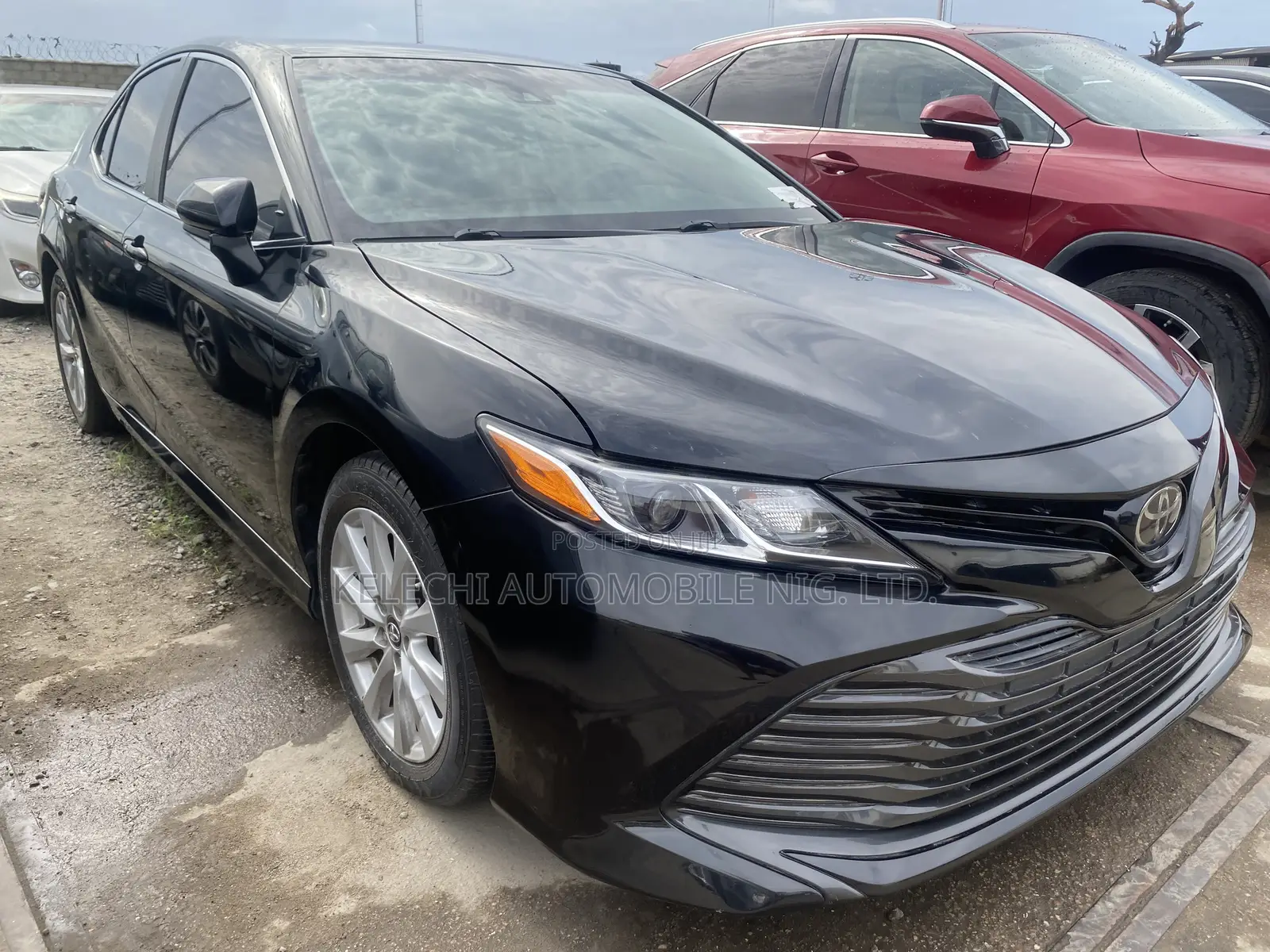 Toyota Camry LE FWD (2.5L 4cyl 8AM) 2018 Black