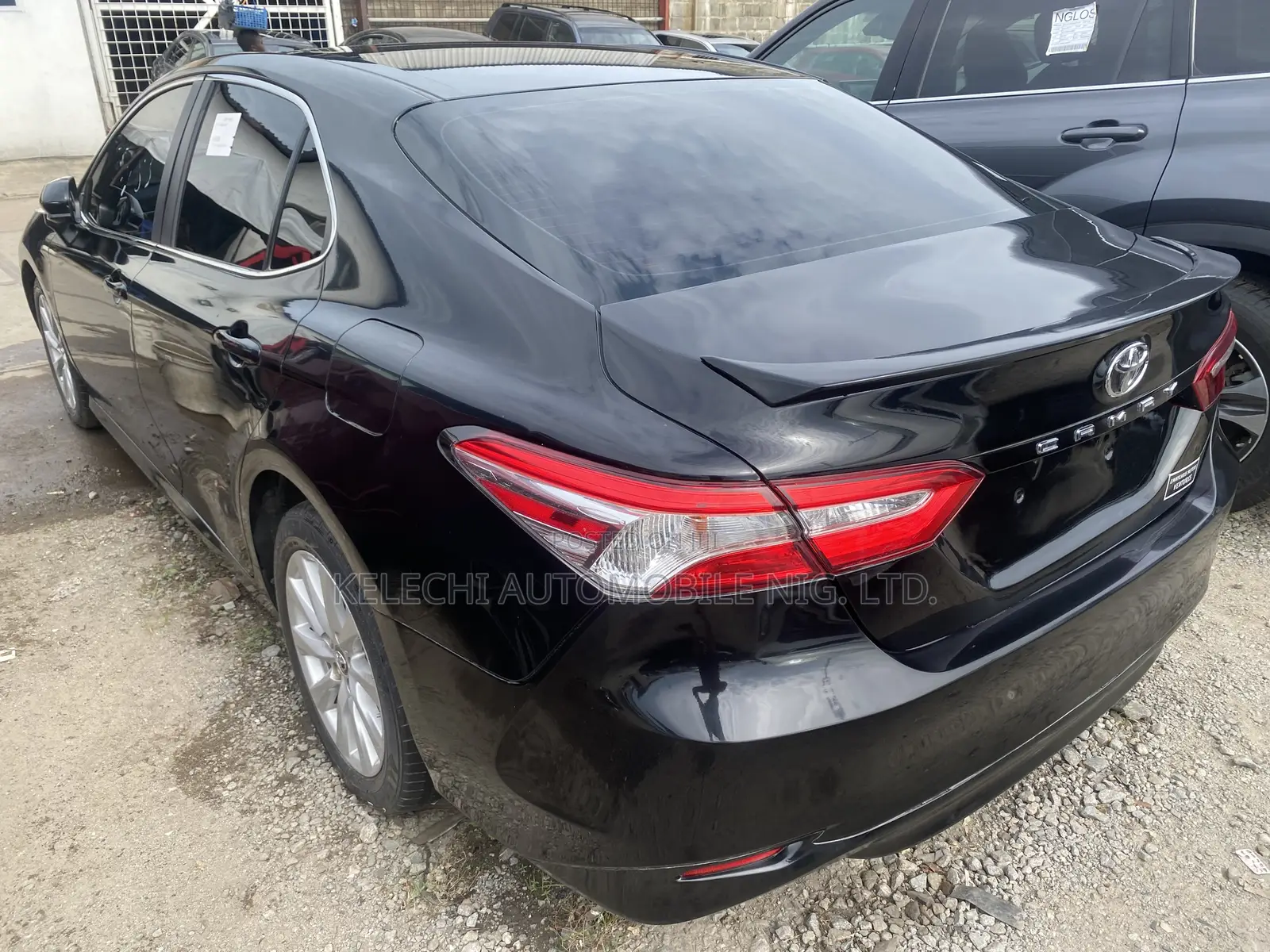 Toyota Camry LE FWD (2.5L 4cyl 8AM) 2018 Black