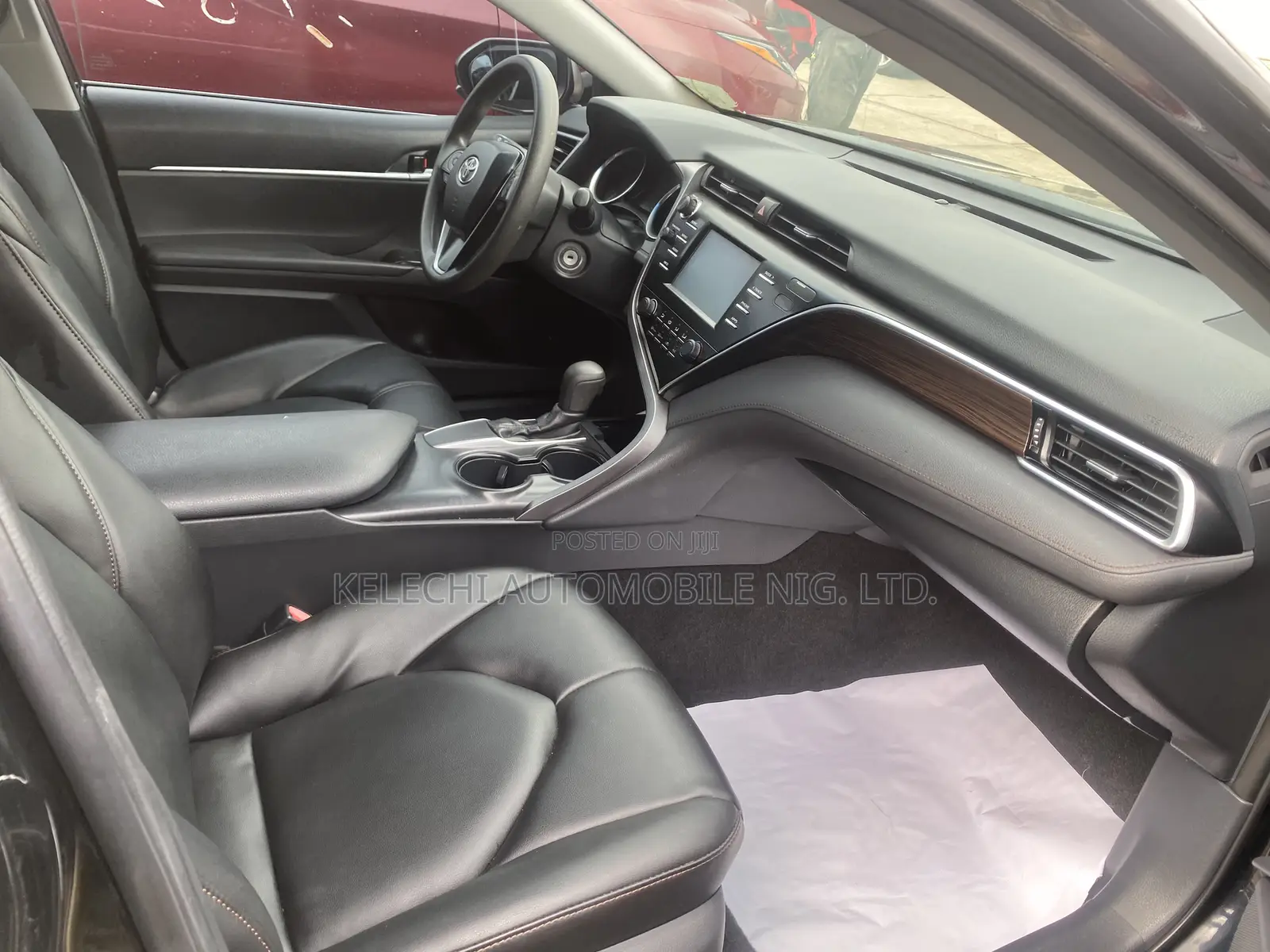 Toyota Camry LE FWD (2.5L 4cyl 8AM) 2018 Black
