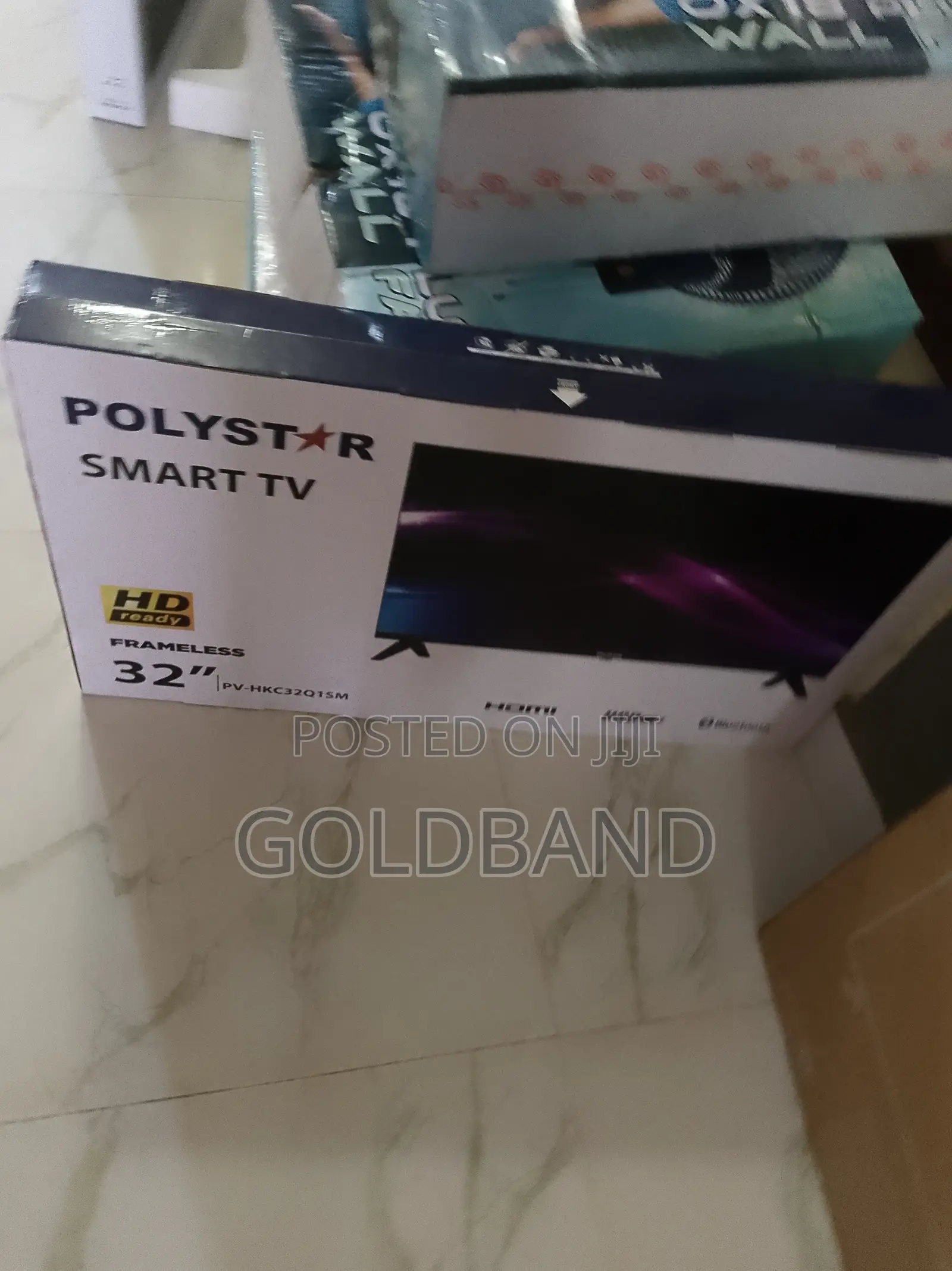 Durable Polystar 32" Frameless Smart TV