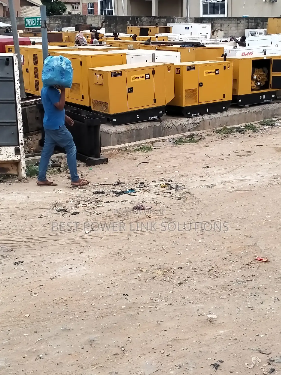 15kva to 200kva UK Perkins Generator Soundproof for Rent