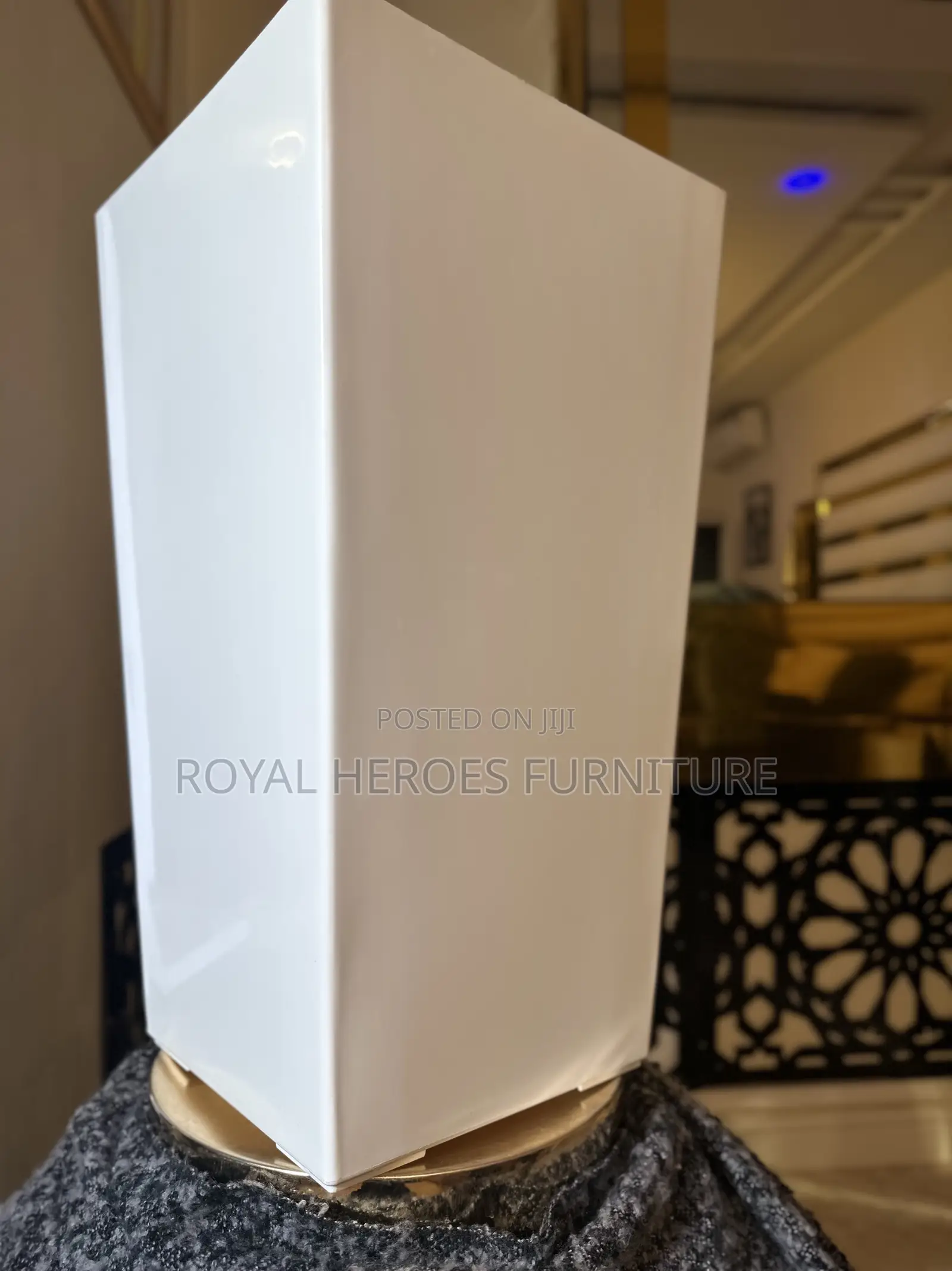 Glossy White Square Flower Pot