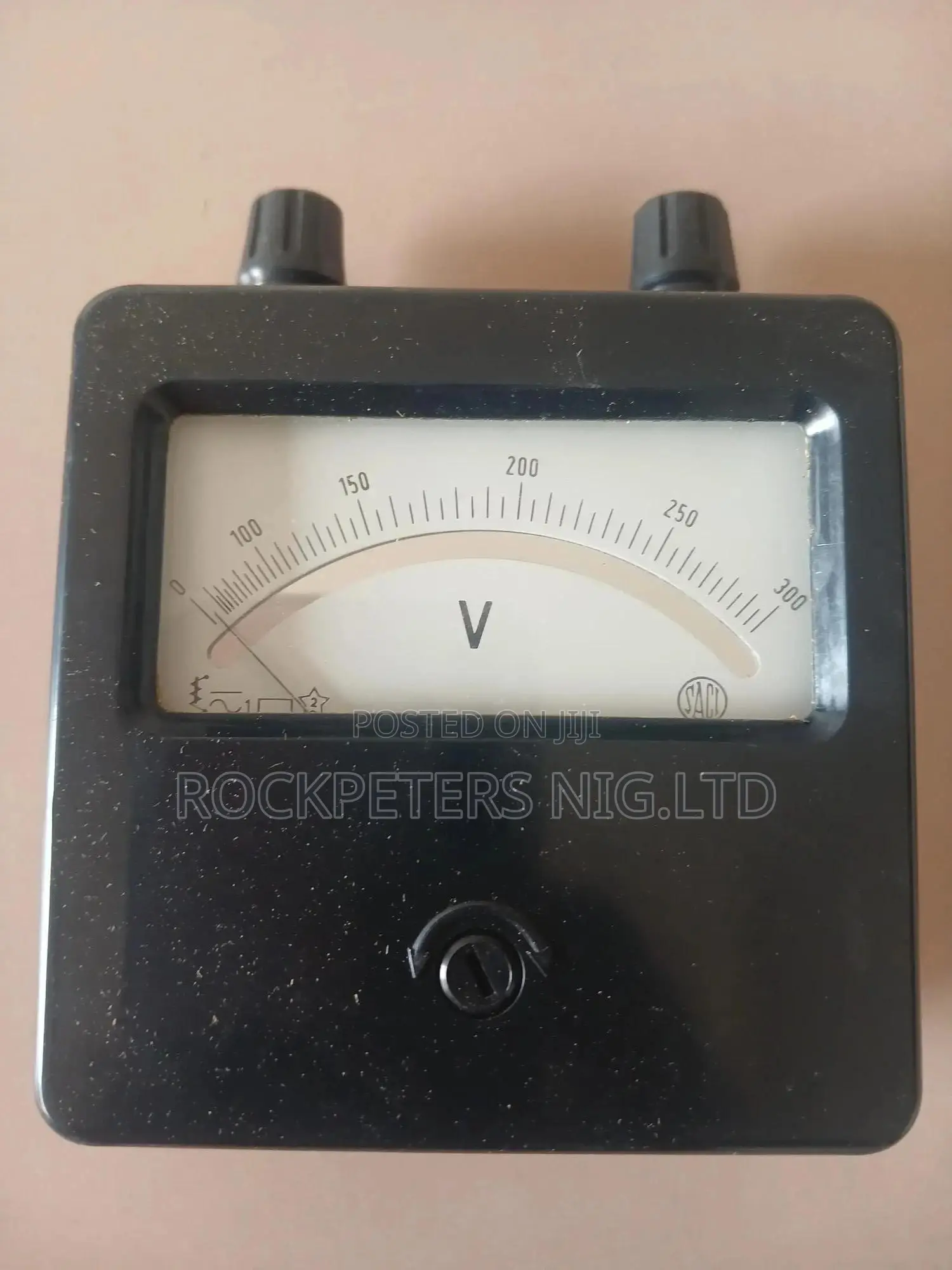 Saci Voltmeter Elu- 3 0-300v