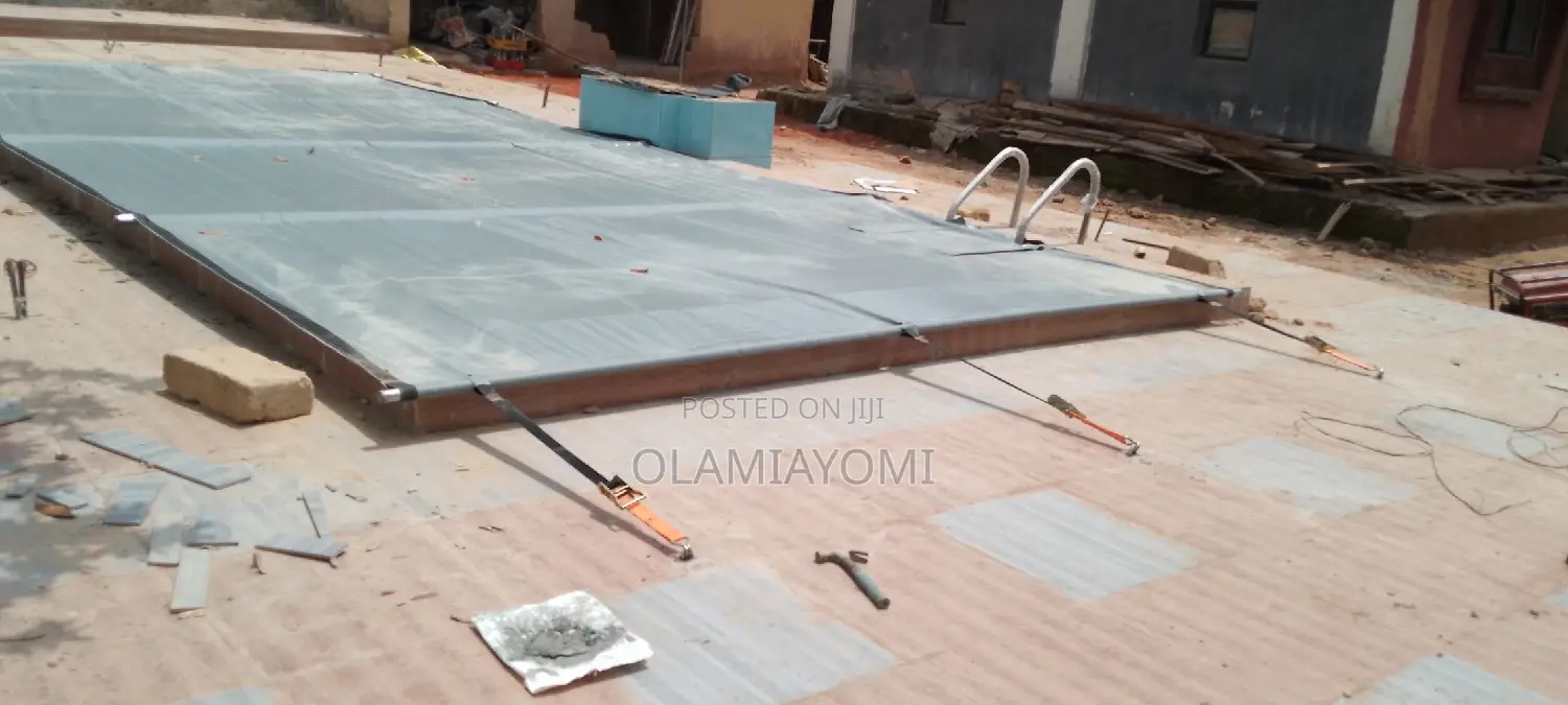 Automated Swimming Pool Cover With Remote Control