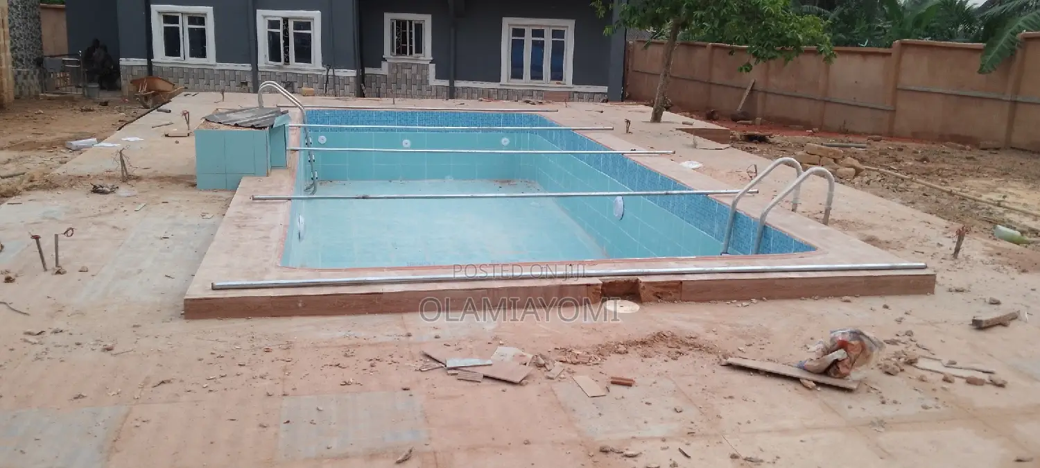 Semi-Authomated Swimming Pool Cover