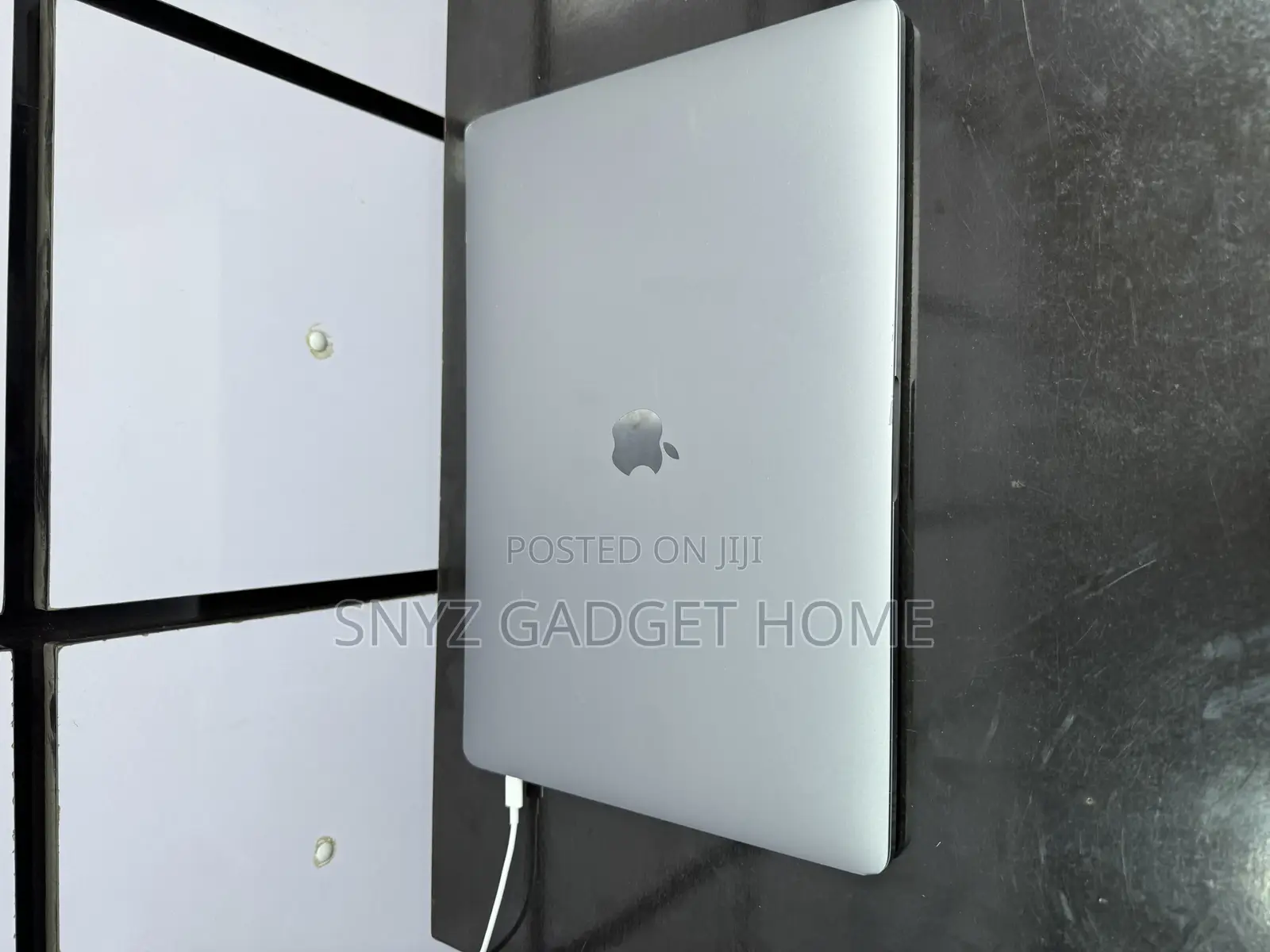 Laptop Apple MacBook Pro 2019 16GB Intel Core i9 SSD 512GB