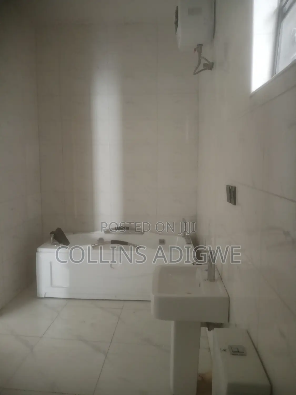 4bdrm Duplex in Divine Home, Thomas for sale