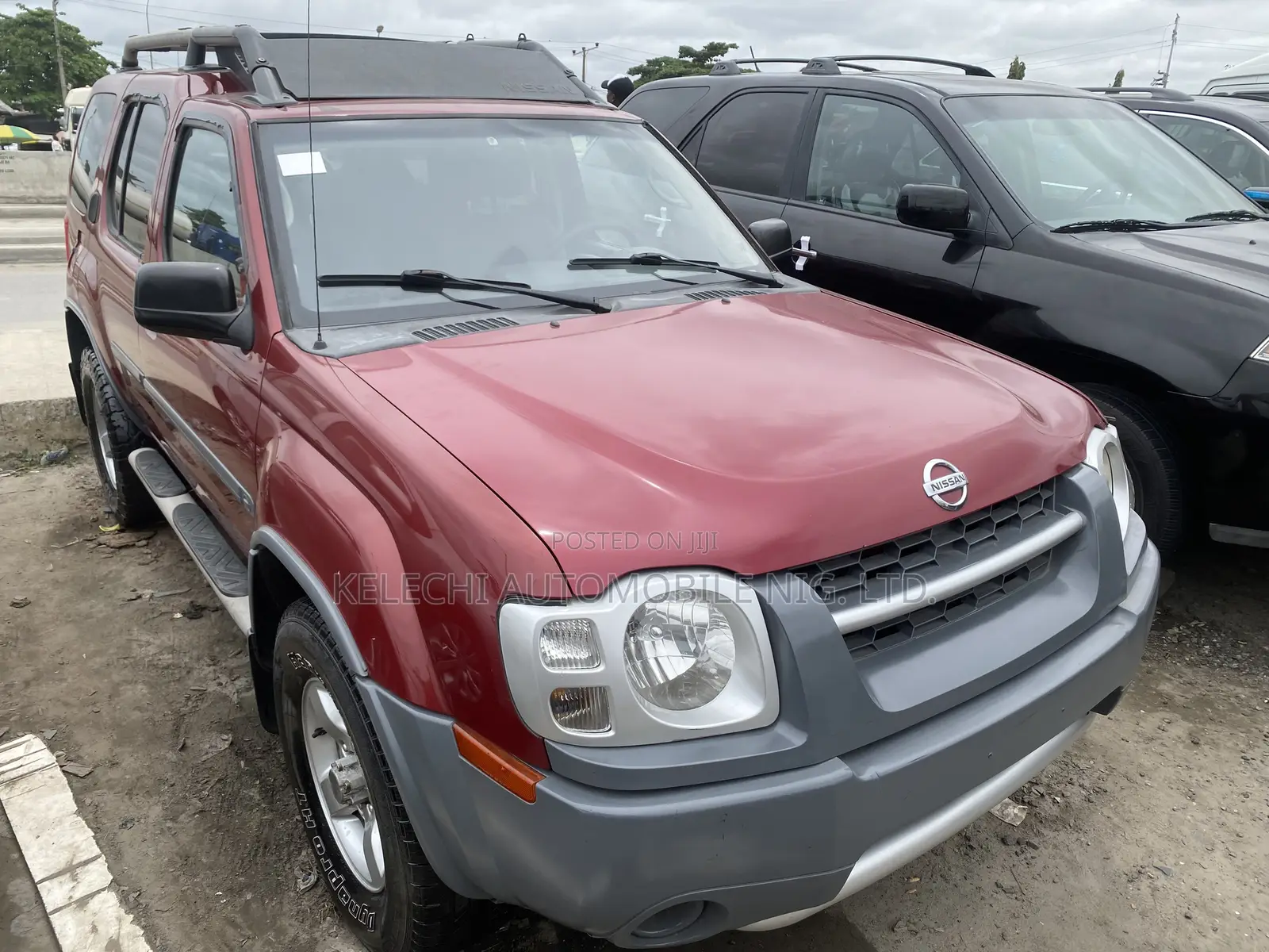 Nissan Xterra 2004 Red