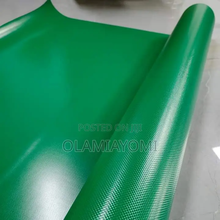 Tarpaulin 700gsm Thickness