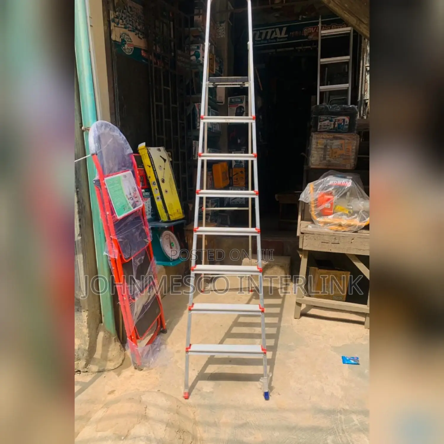 8 Steps Aluminum Ladder