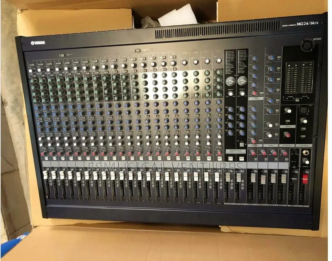 MG24FX 24 Channels Professional Mixer