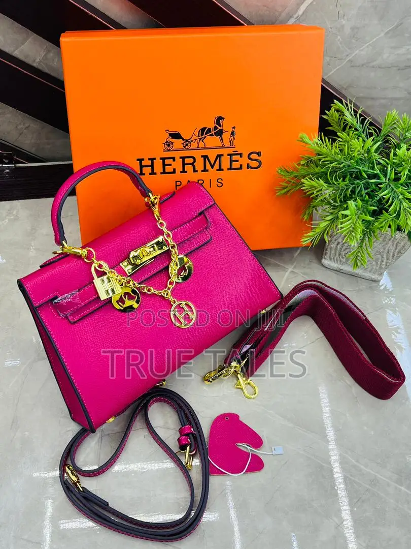 High Quality Hermes Shoulderbag. Small Size. Fully Boxed 