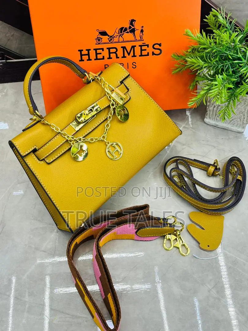 High Quality Hermes Shoulderbag. Small Size. Fully Boxed 
