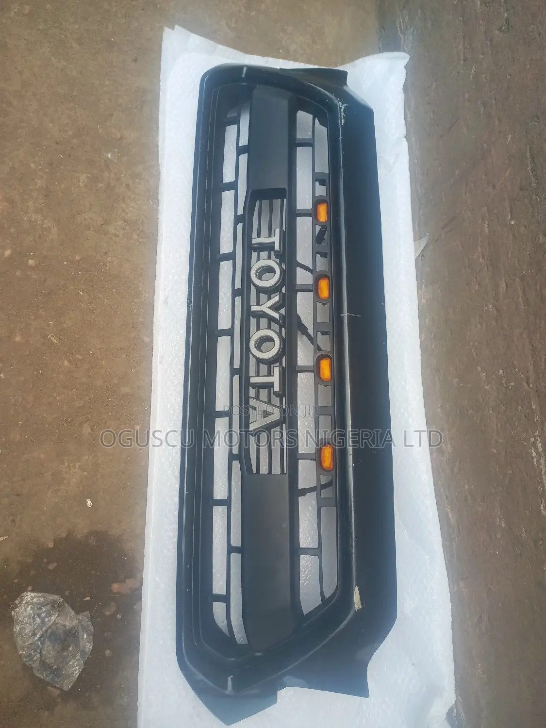 Front Grille Tacoma 2012 to 2014 With Toyota Logo