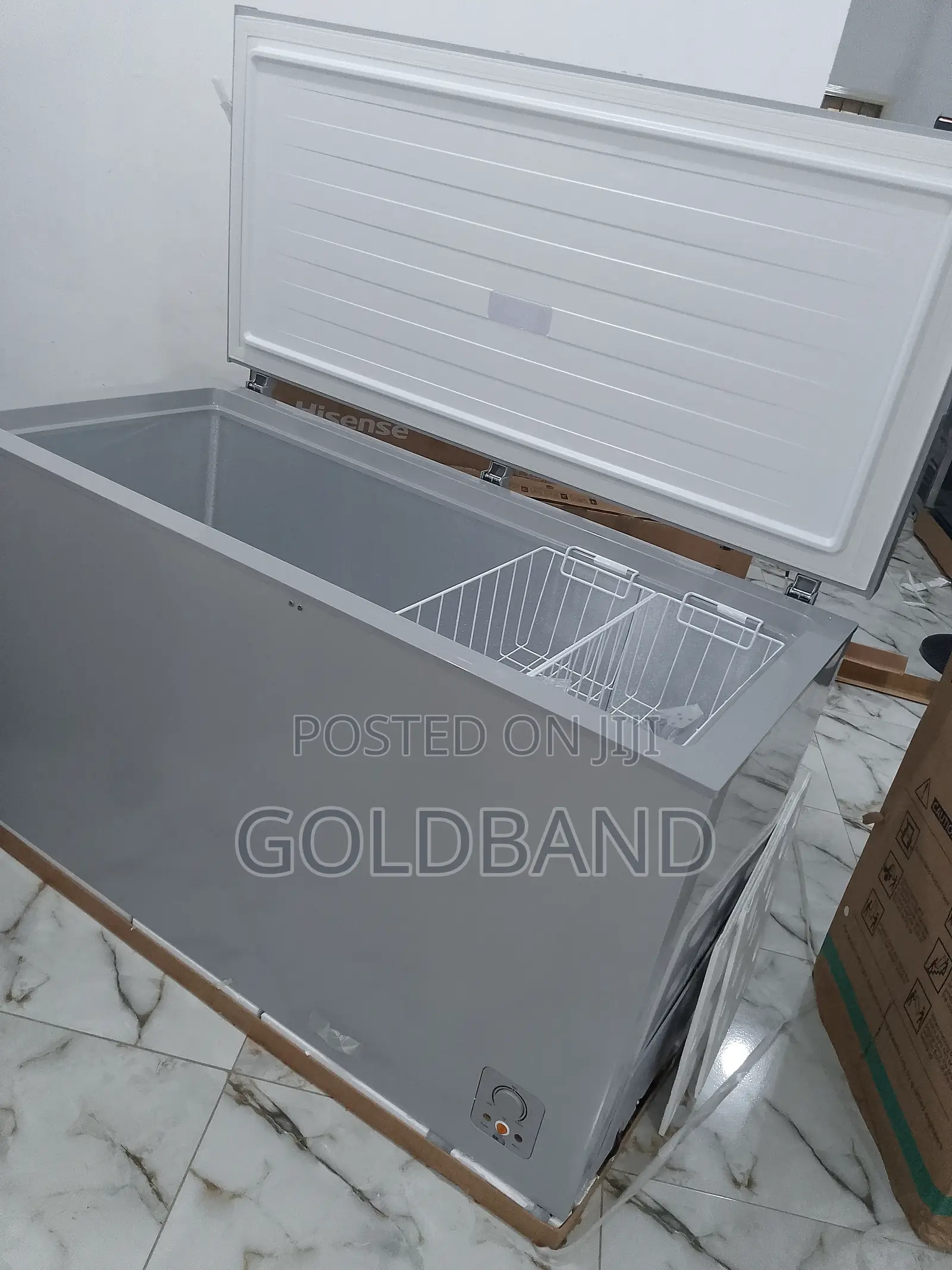 Brand New 420 Litres Hisense Fc-55dd Chest Freezer