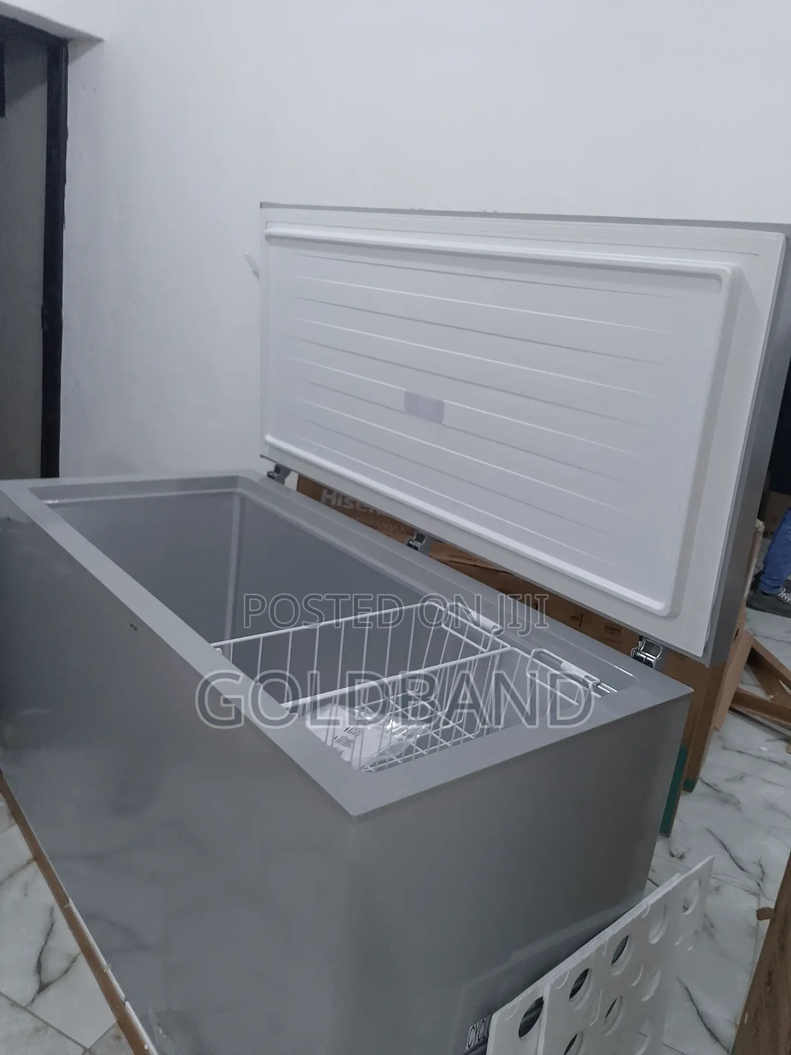 Efficient 420 Litres Hisense Fc-55dd Chest Freezer