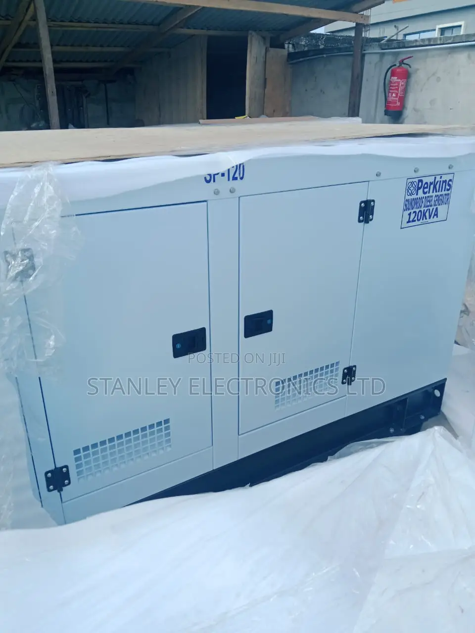 New Arrival of 120kva Perkins Soundproof Generator Diesel