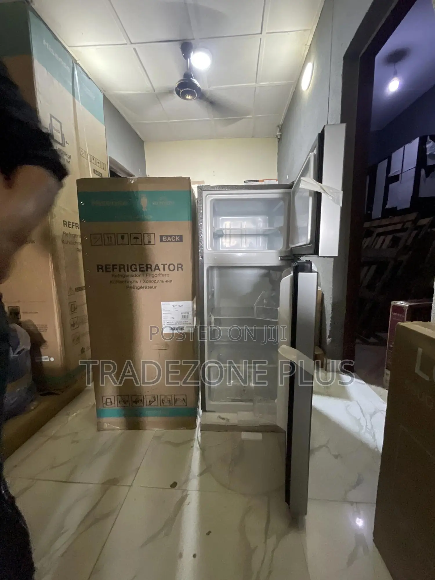 Brand New 124l Hisense Refrigerator With Top Freezer