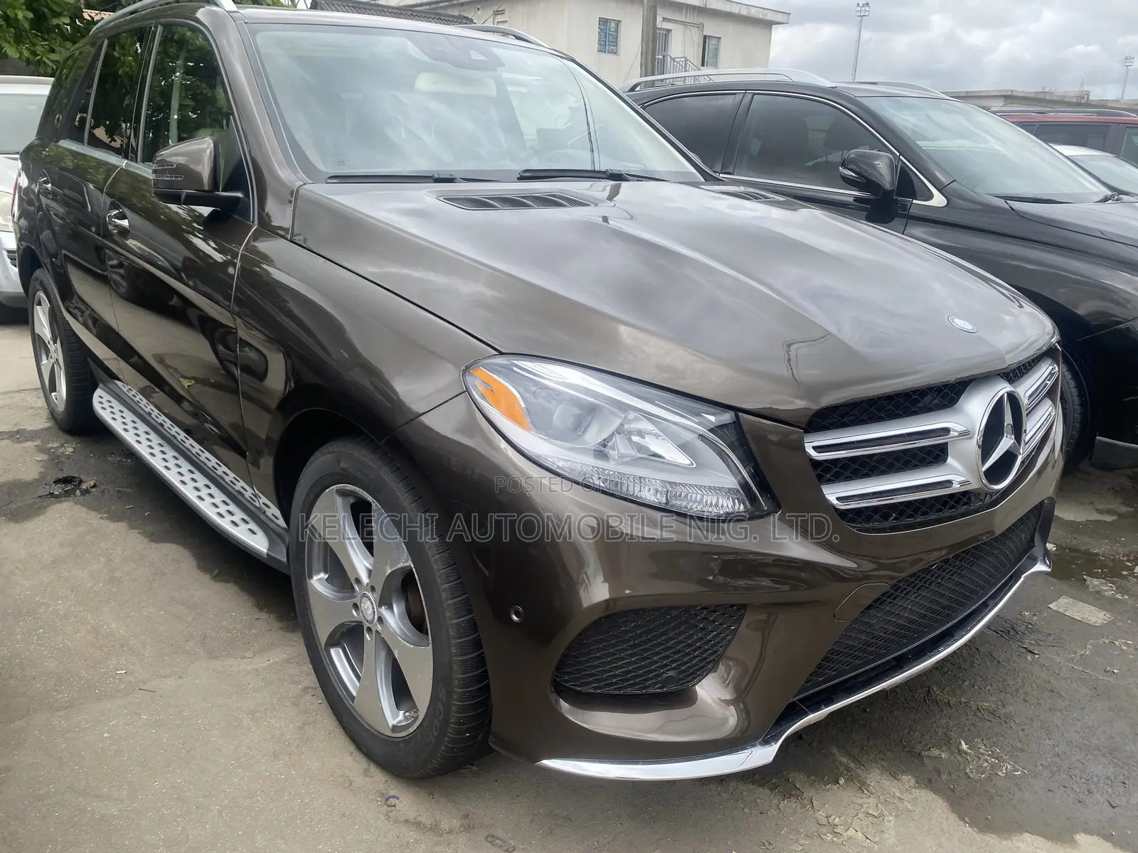 Mercedes-Benz GLE-Class GLE 350d 4MATIC 2016 Brown