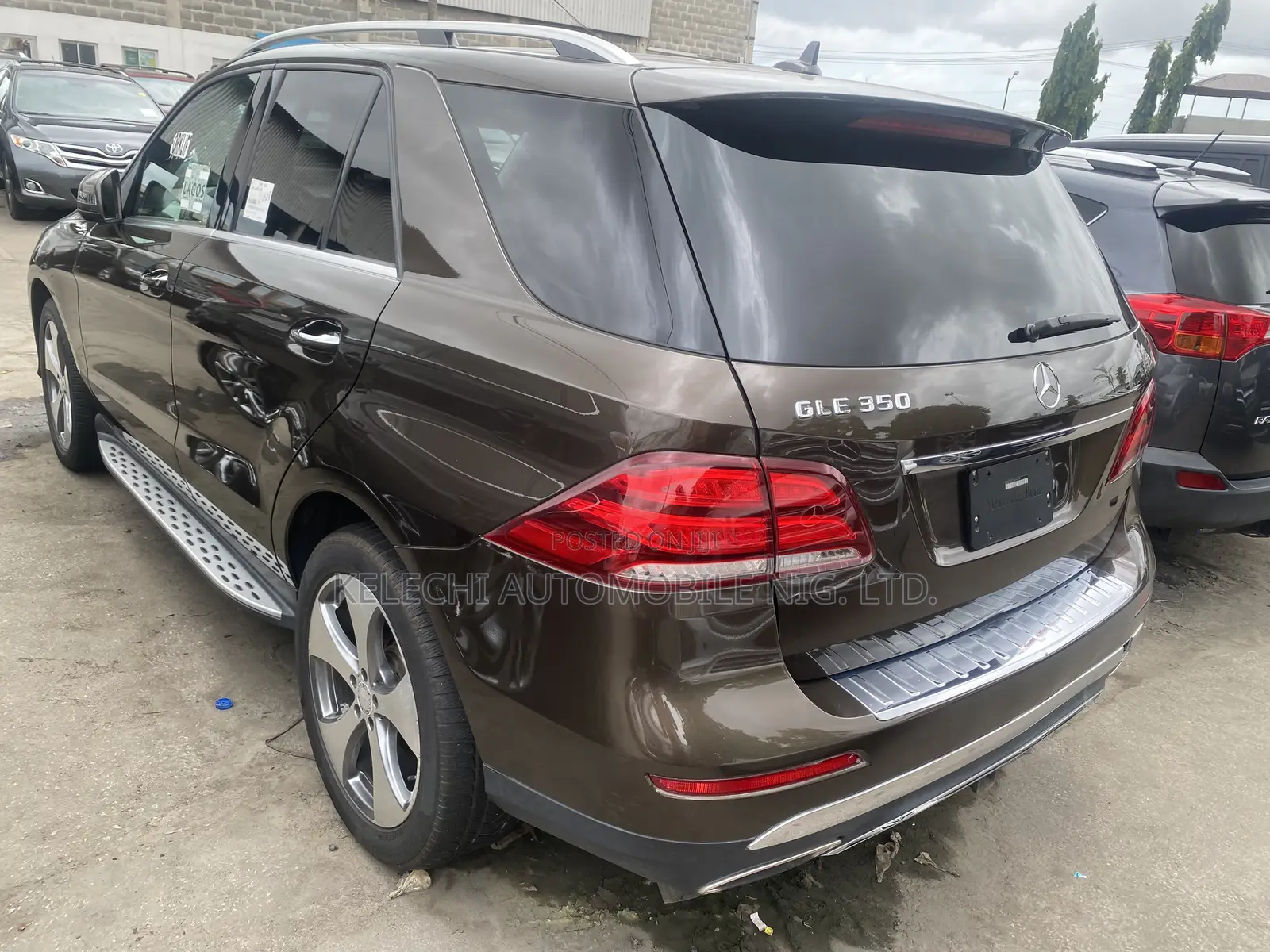 Mercedes-Benz GLE-Class GLE 350d 4MATIC 2016 Brown
