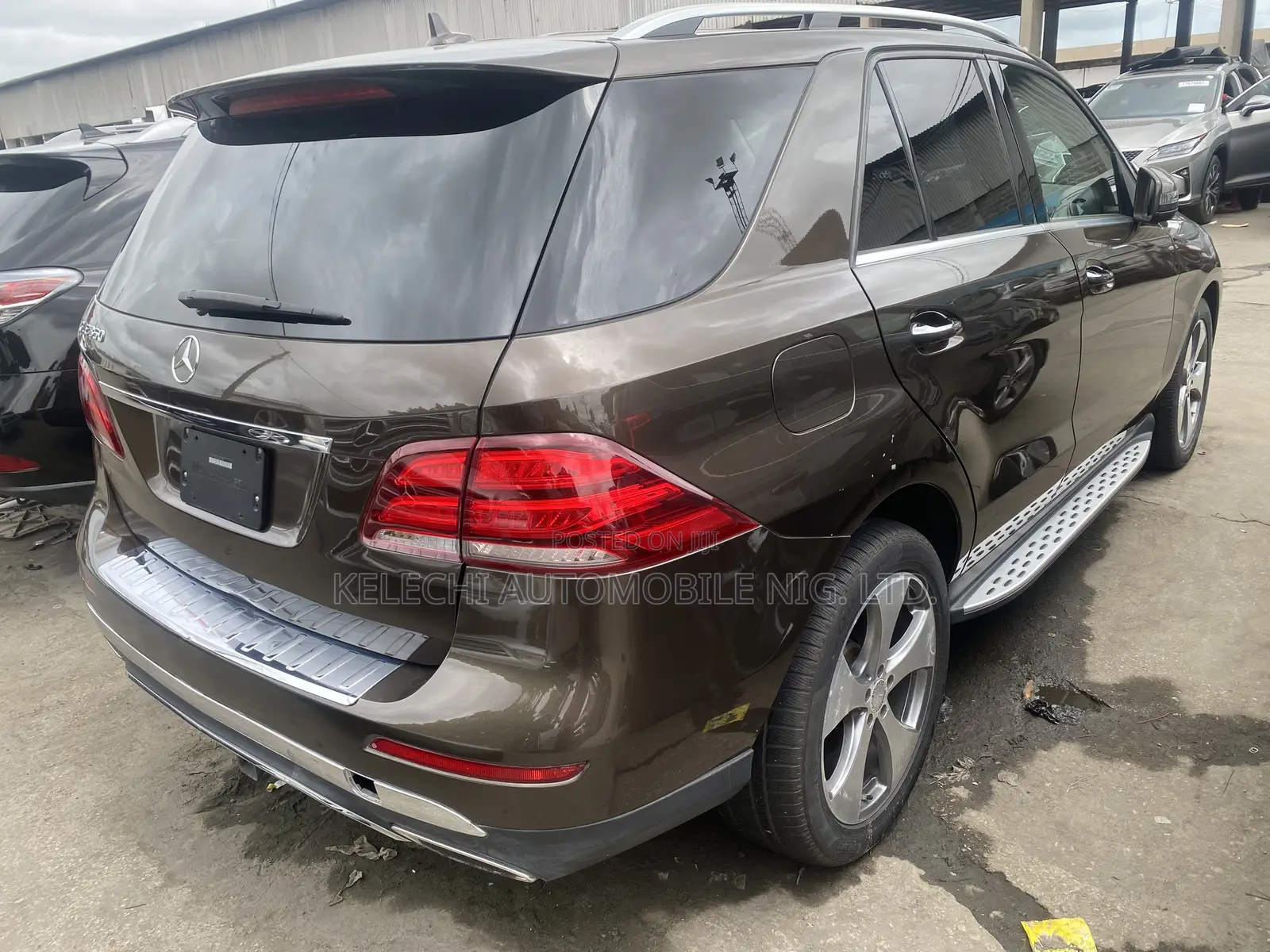 Mercedes-Benz GLE-Class GLE 350d 4MATIC 2016 Brown