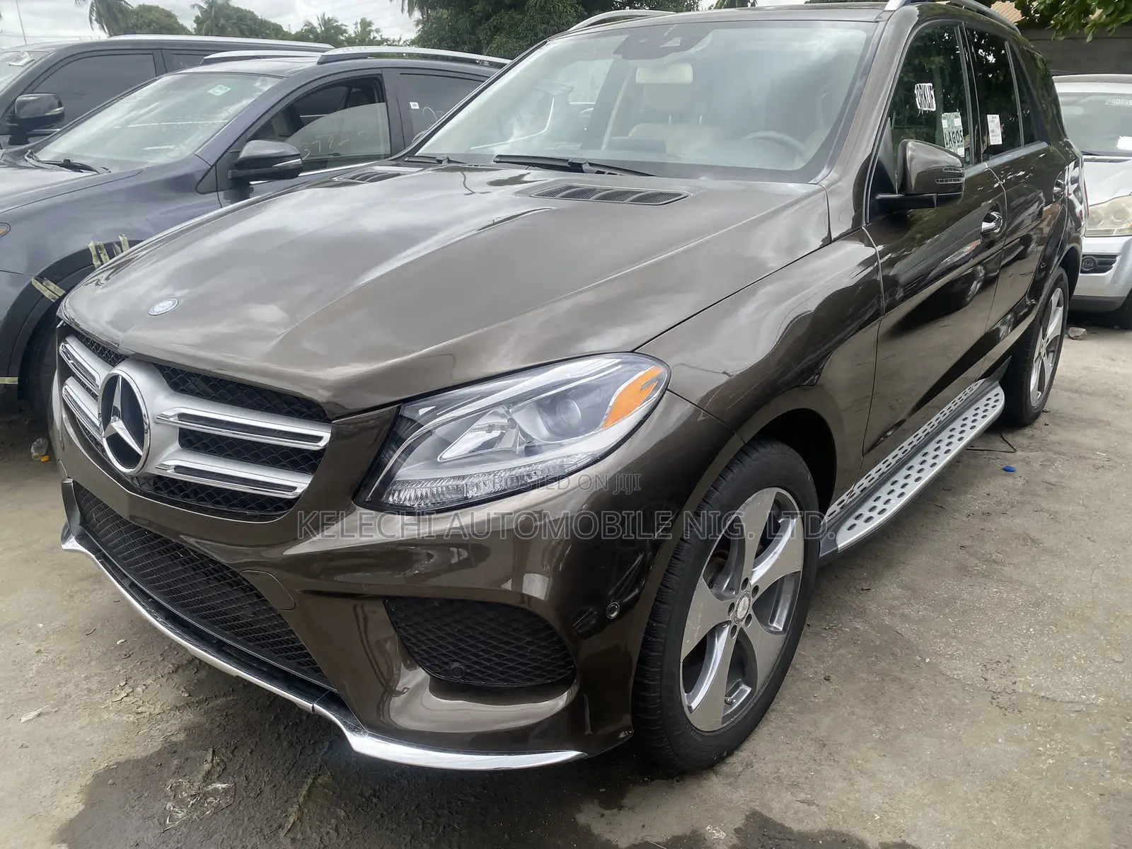 Mercedes-Benz GLE-Class GLE 350d 4MATIC 2016 Brown