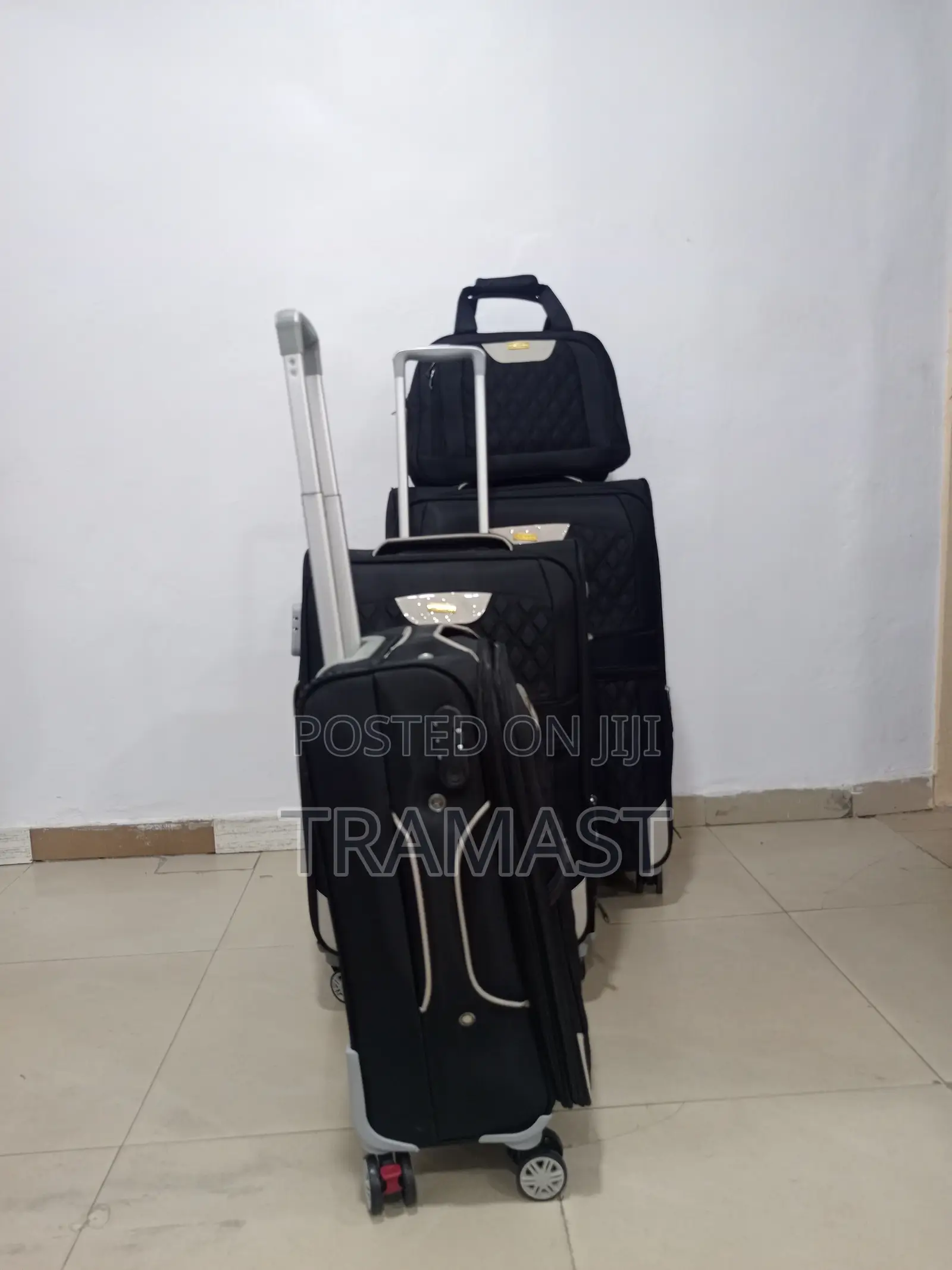 4set Leader Polo Travelling Luggage