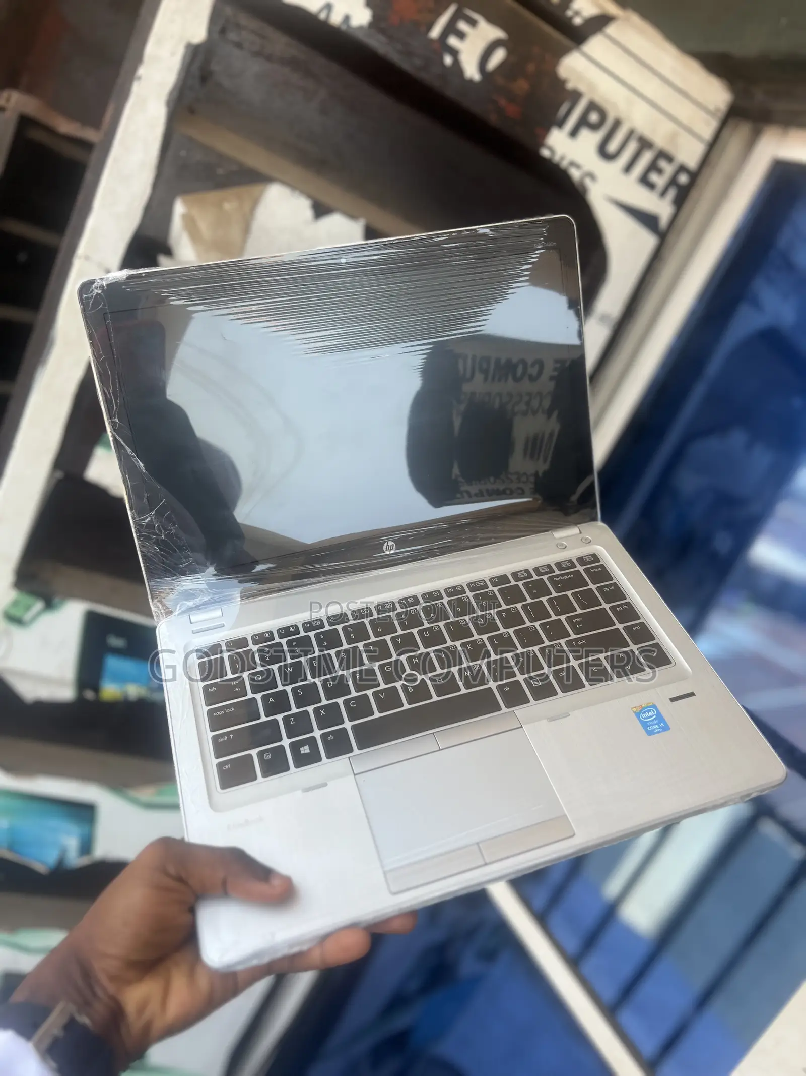New Laptop HP 8GB Intel Core I5 SSD 256GB