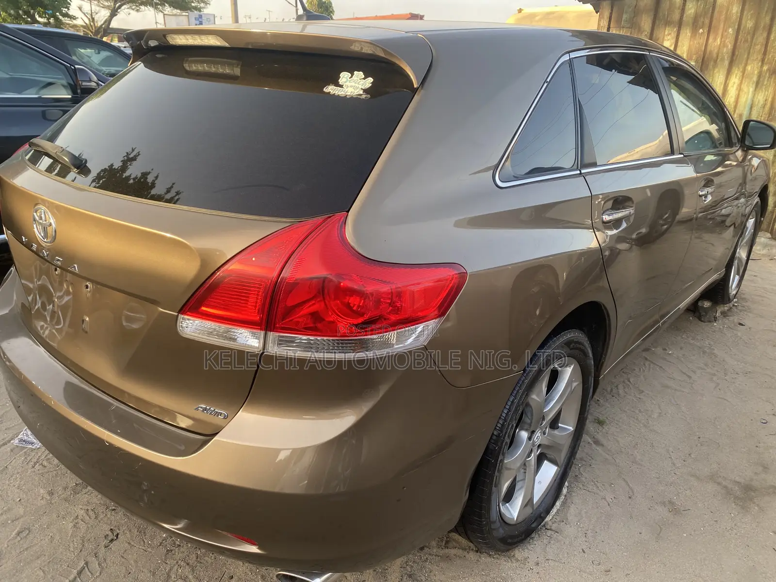 Toyota Venza AWD 2011 Brown