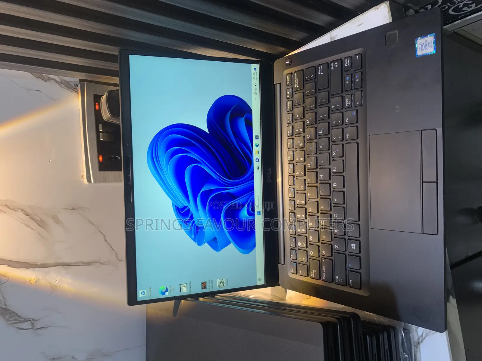 Laptop Dell Latitude 7390 8GB Intel Core i5 SSD 256GB