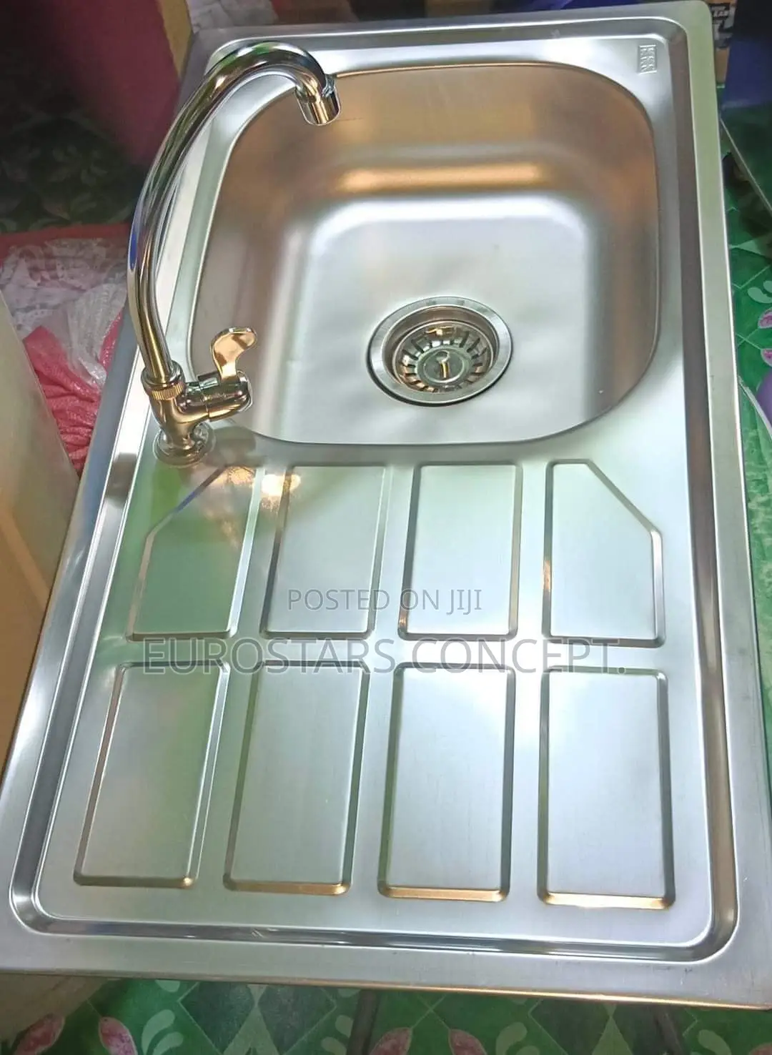 Single Bowl Anti Rust Sink With Tral