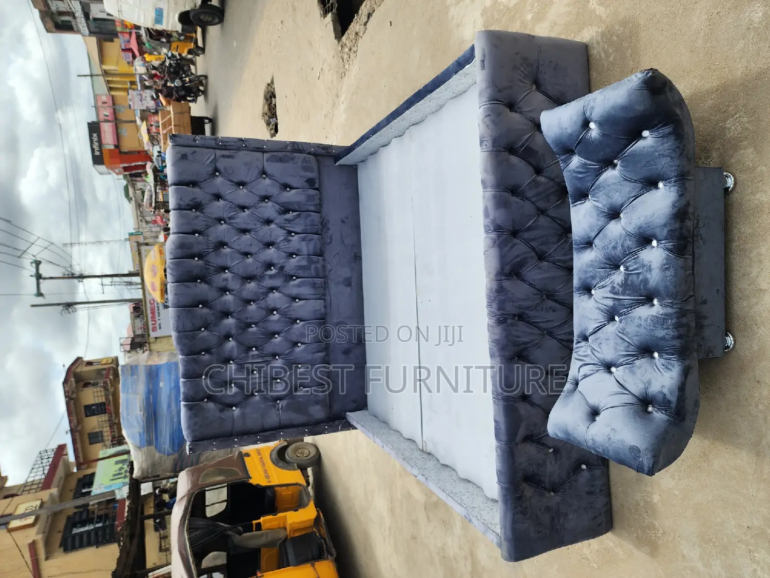 Quality 6by6 Upholstery Padded Bed Frame With a Footrest